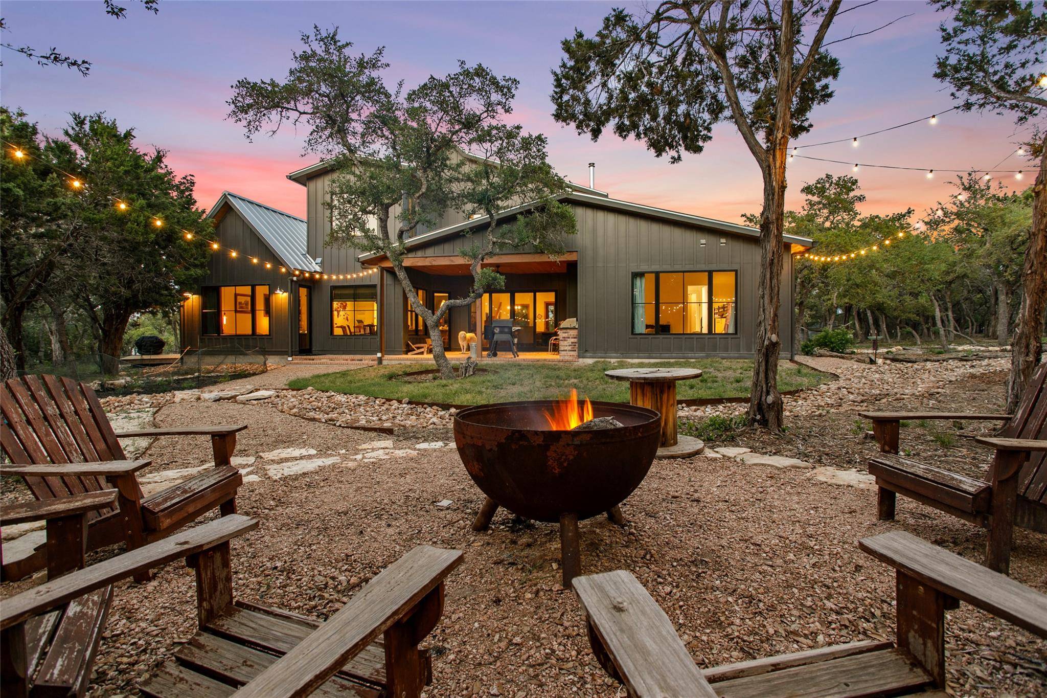 Dripping Springs, TX 78620,215 Whispering Oaks LN