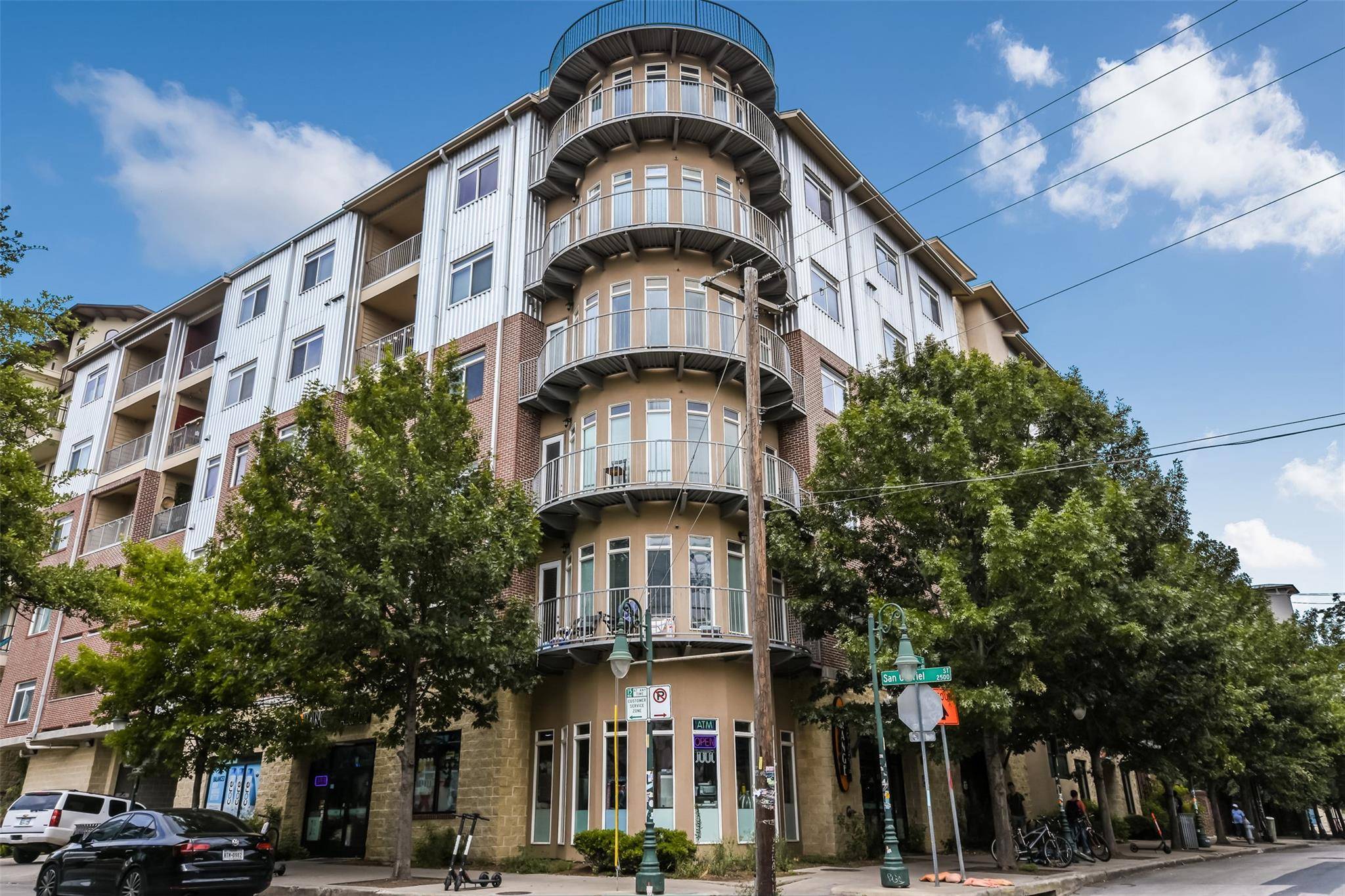 Austin, TX 78705,910 W 25th ST #503