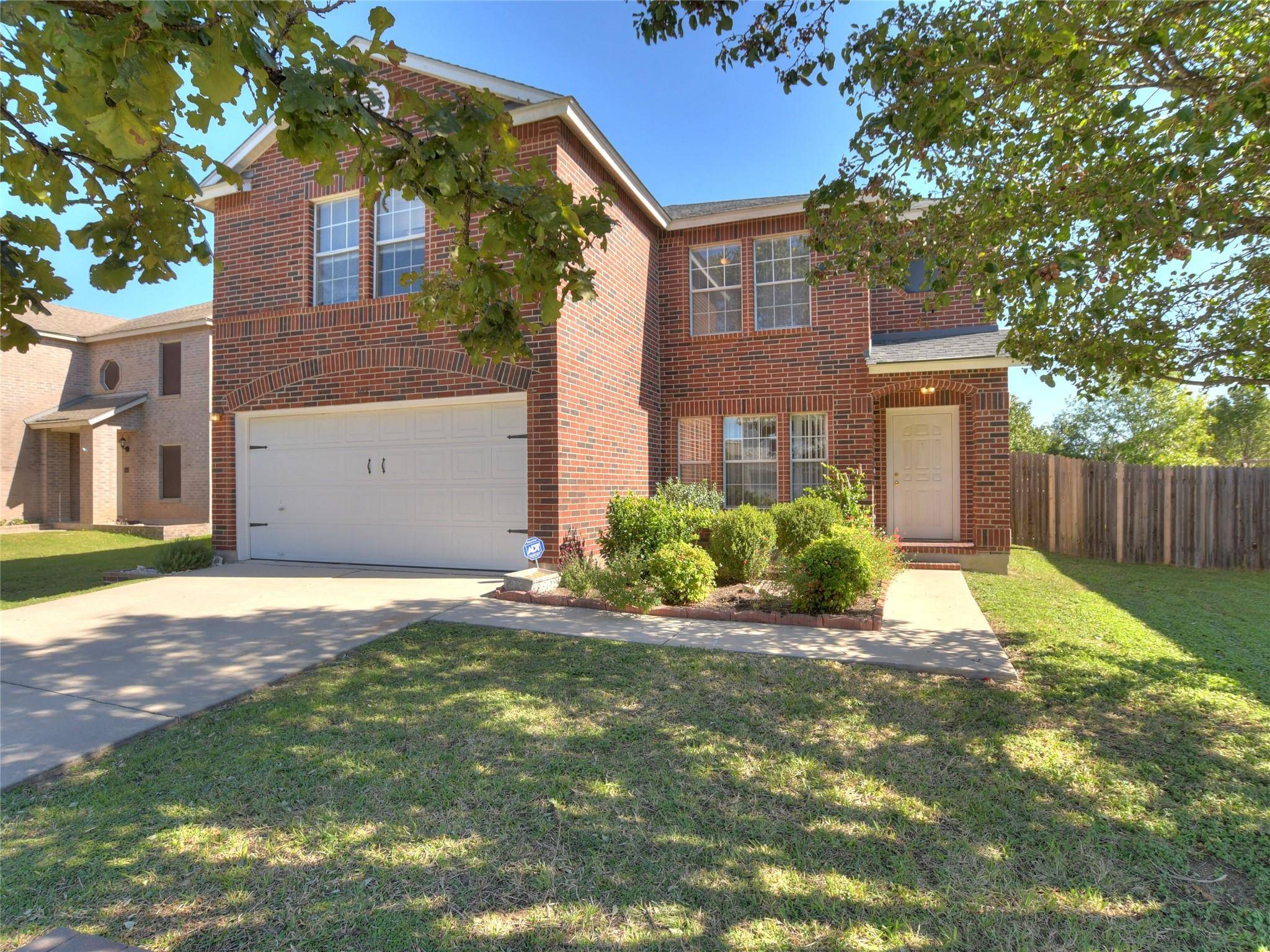 Leander, TX 78641,302 Edgewood CV