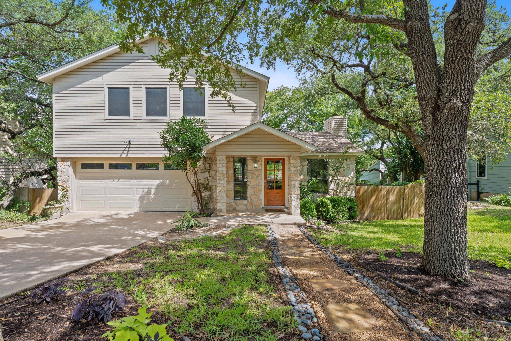 Austin, TX 78746,3633 Peregrine Falcon DR