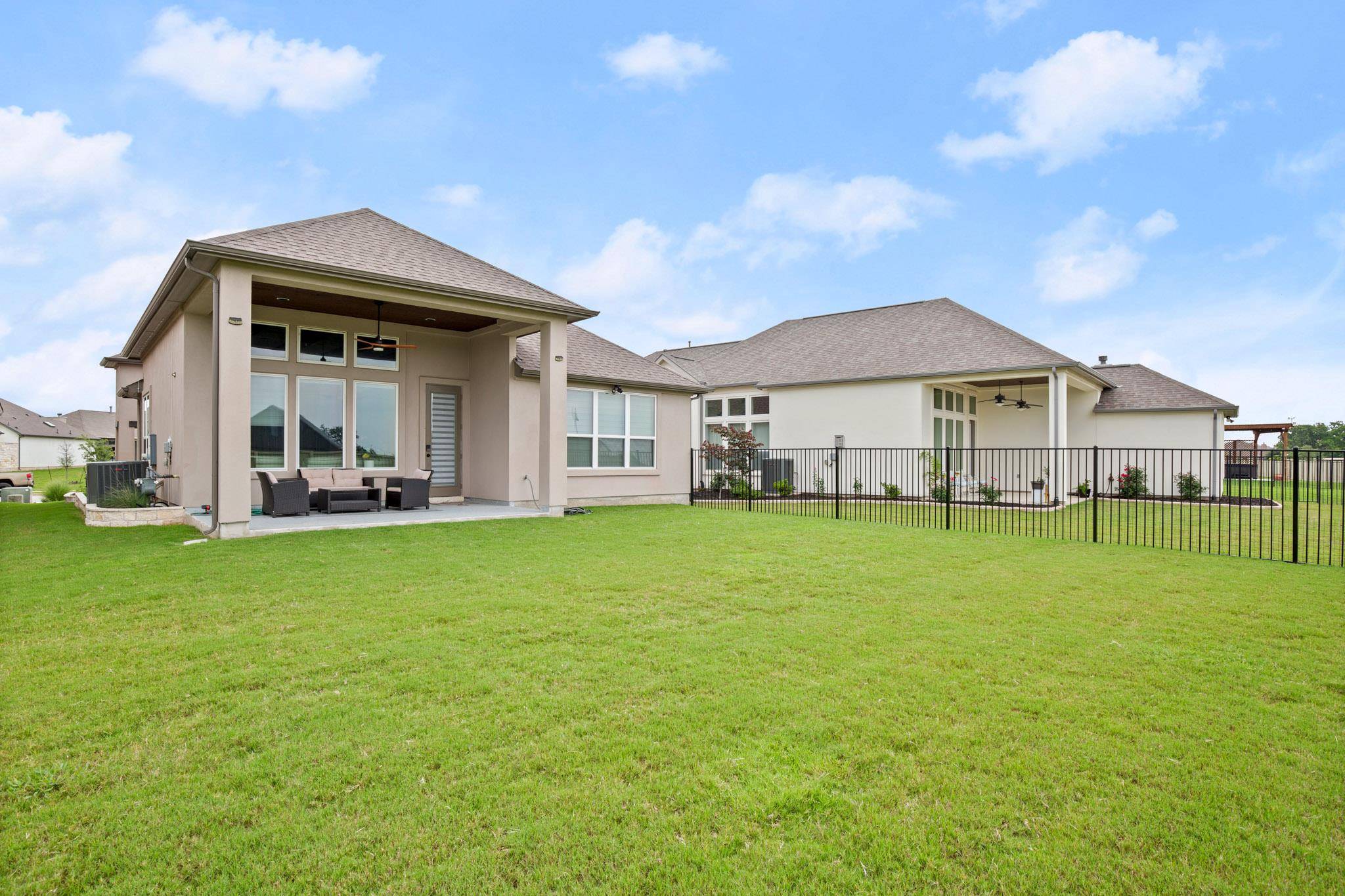 Liberty Hill, TX 78642,525 Faith DR