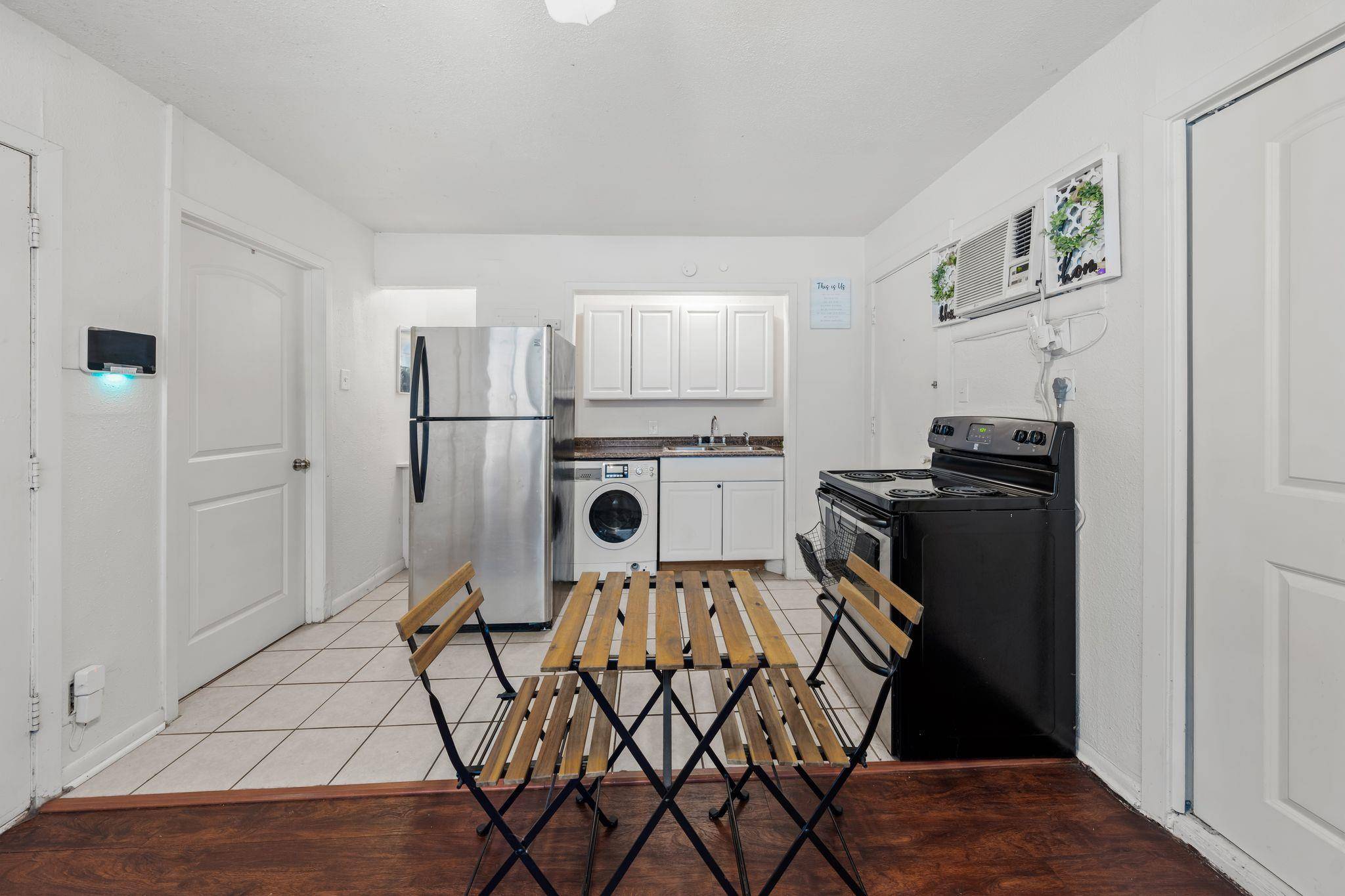 Austin, TX 78705,1010 W 23rd ST #16