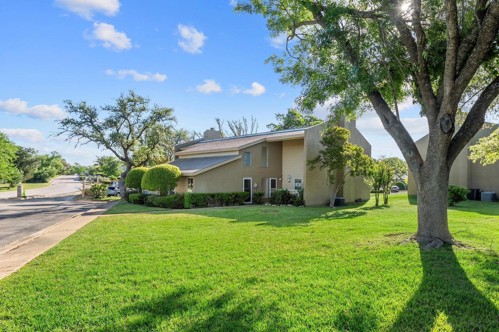 Lakeway, TX 78734,211 Lido CIR N #1