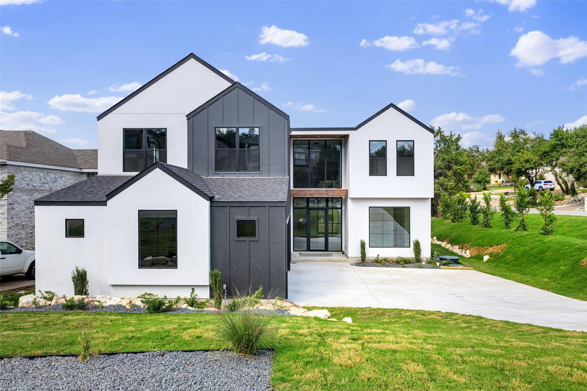 Lakeway, TX 78734,419 Hazeltine DR