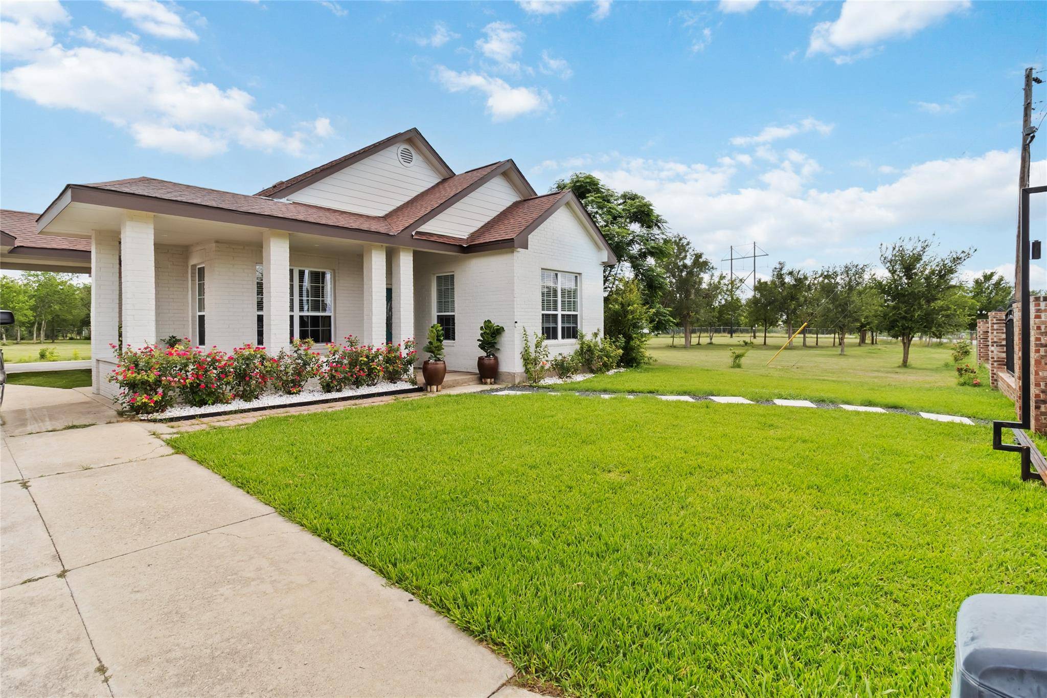 Del Valle, TX 78617,7925 Hayride RD