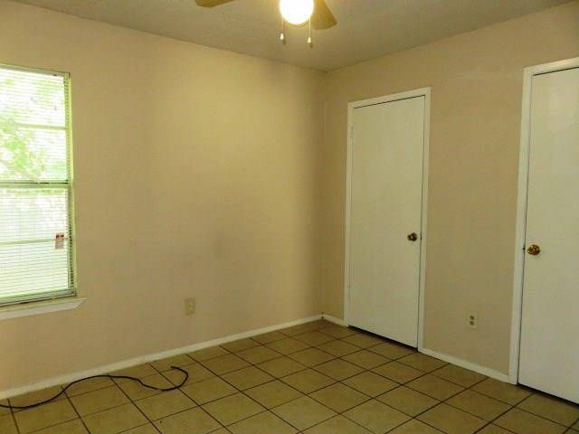 Taylor, TX 76574,522 Lenora DR #A