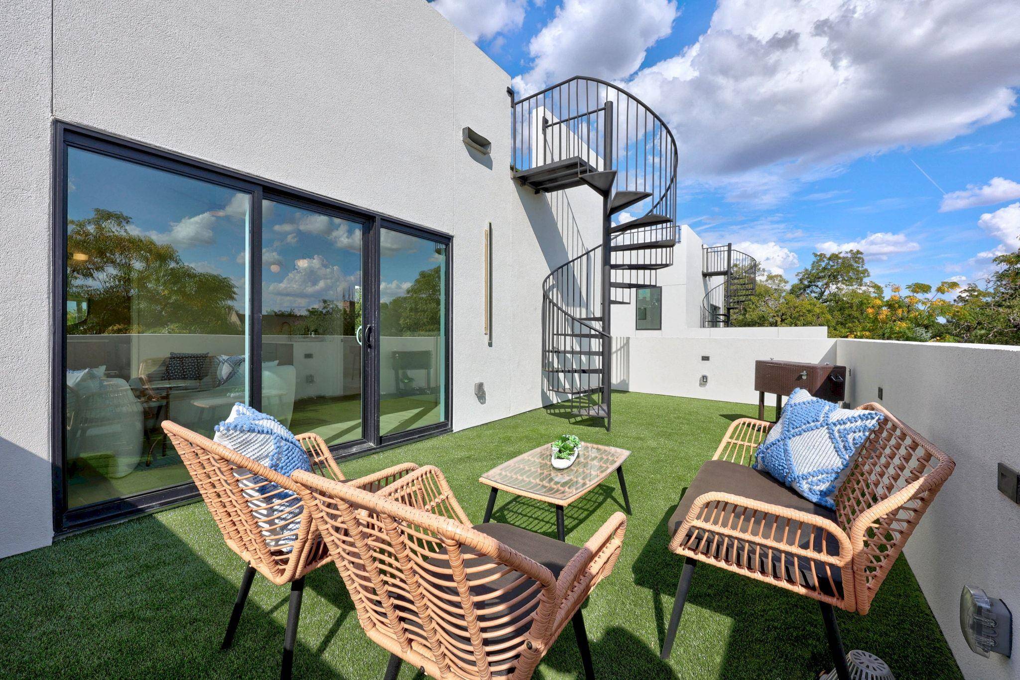 Austin, TX 78702,1175 Navasota ST #2