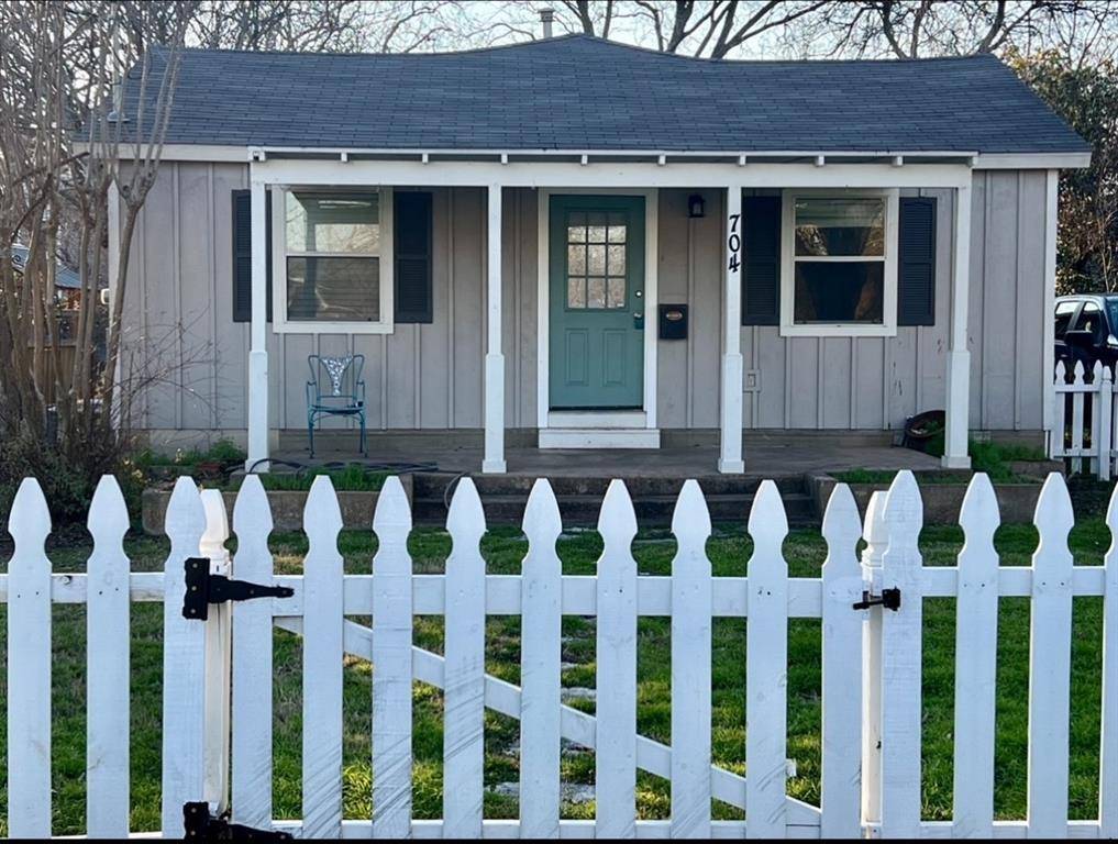 Bastrop, TX 78602,704 Jefferson ST