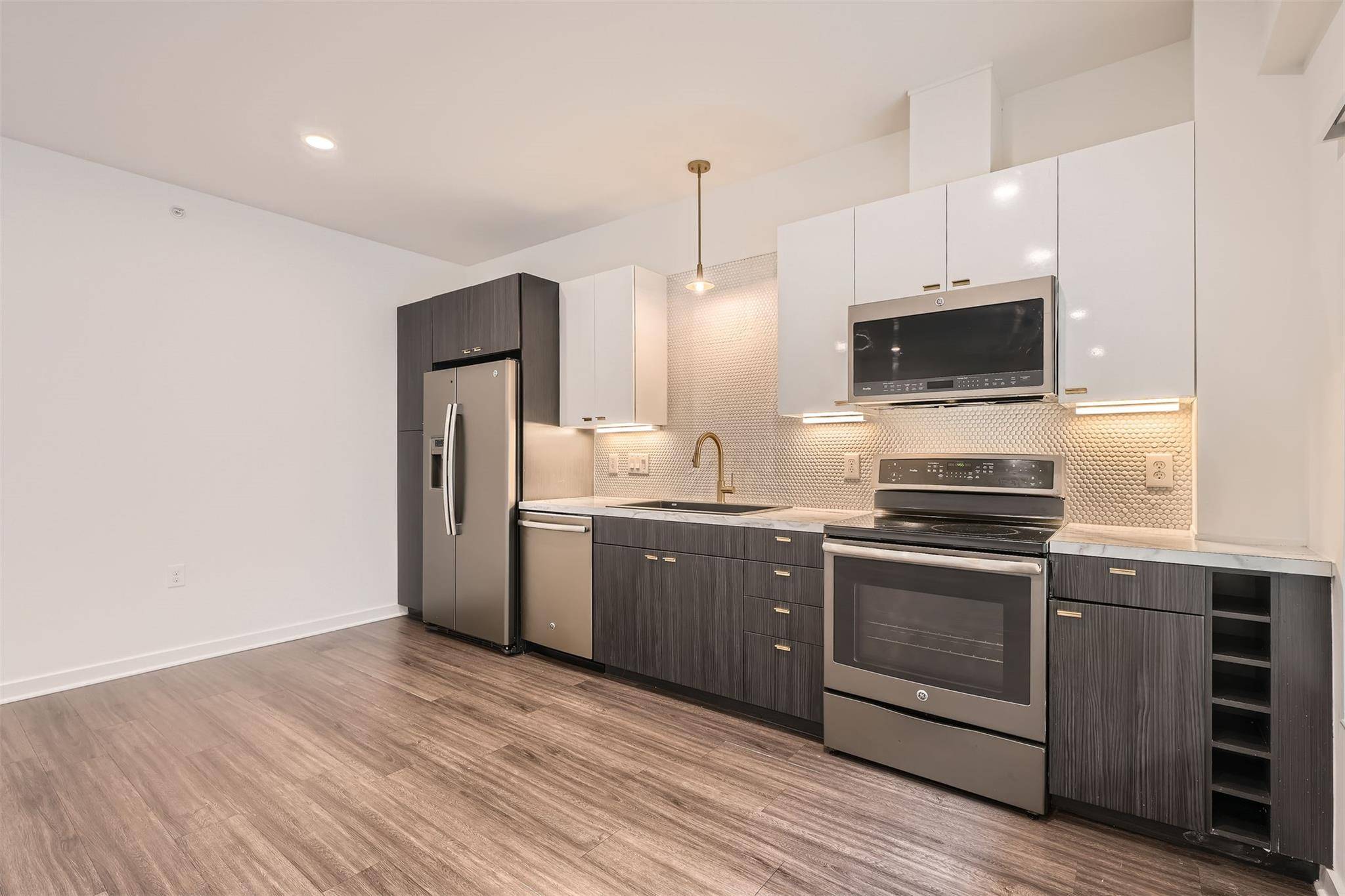 Austin, TX 78745,4361 S Congress Ave #236