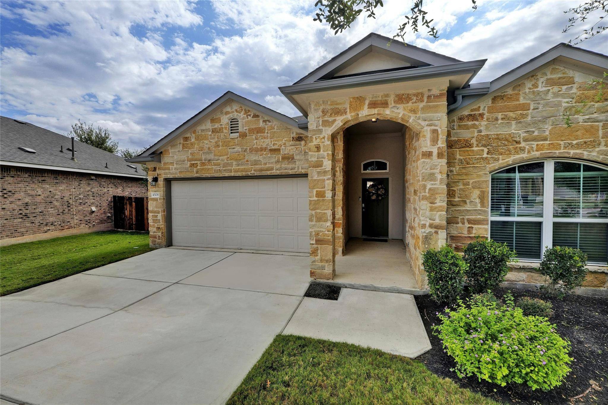 Georgetown, TX 78628,4508 Singletree CV