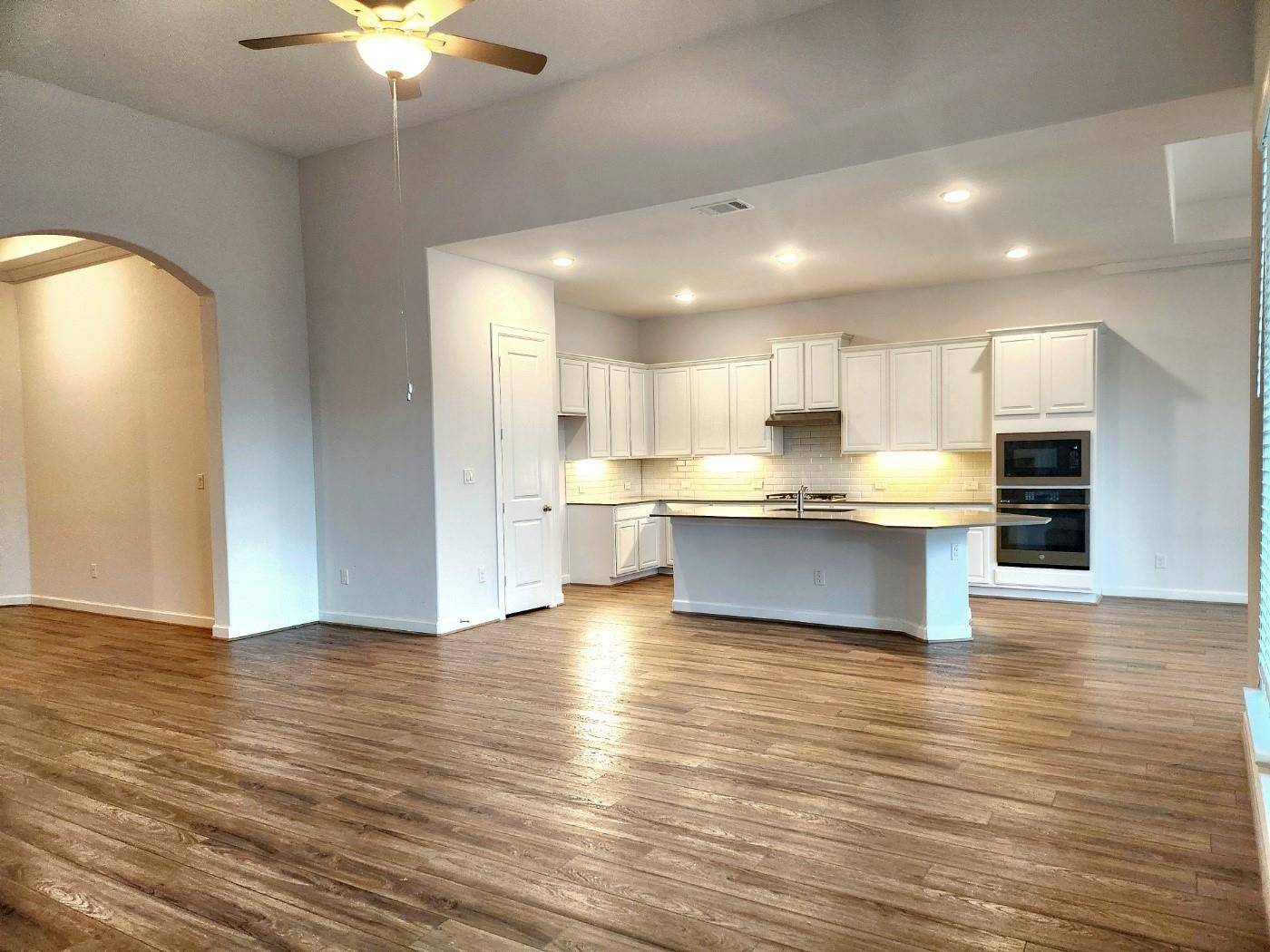 Buda, TX 78610,242 sabino DR