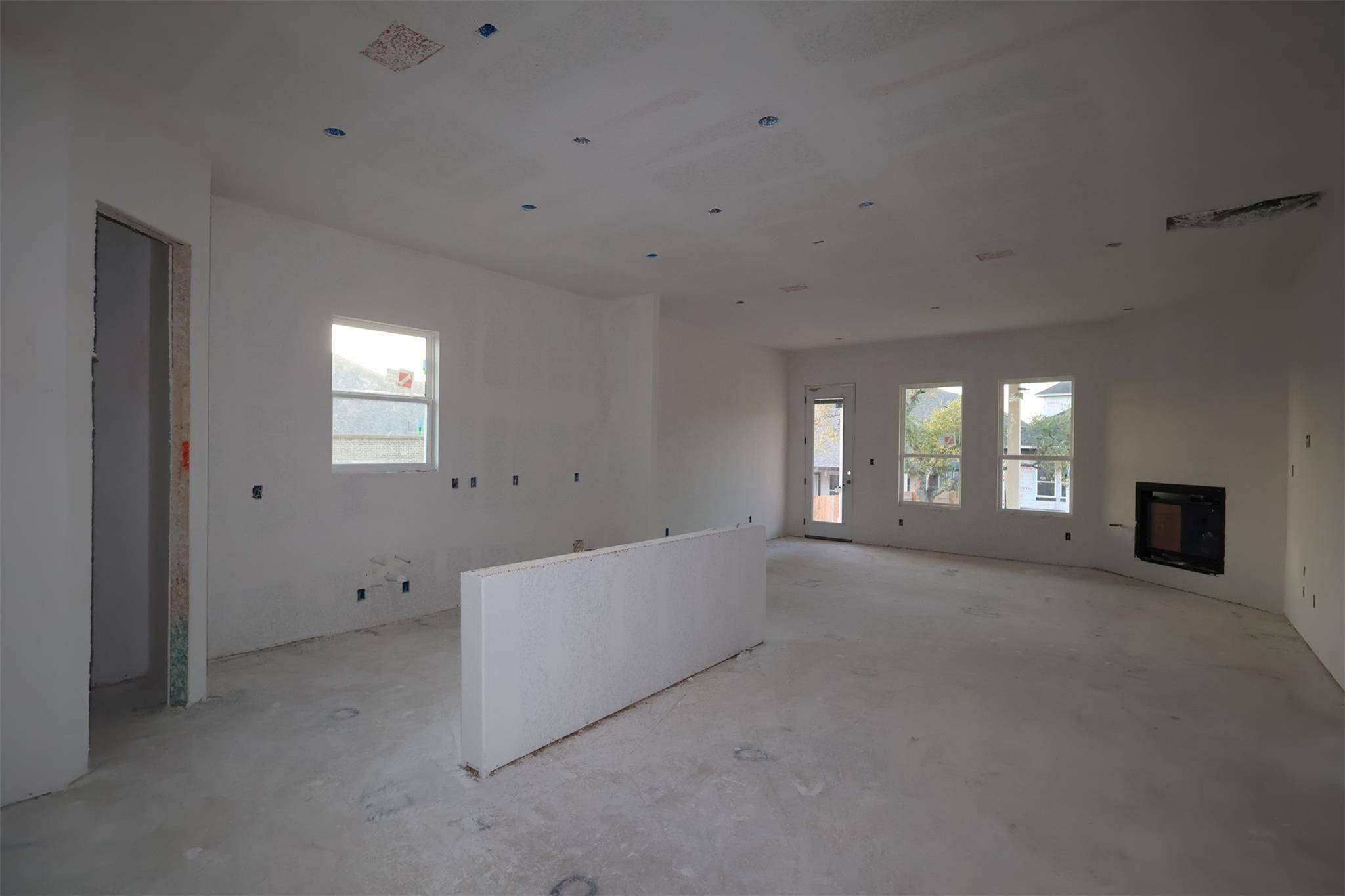 Georgetown, TX 78628,128 White Magnolia CV