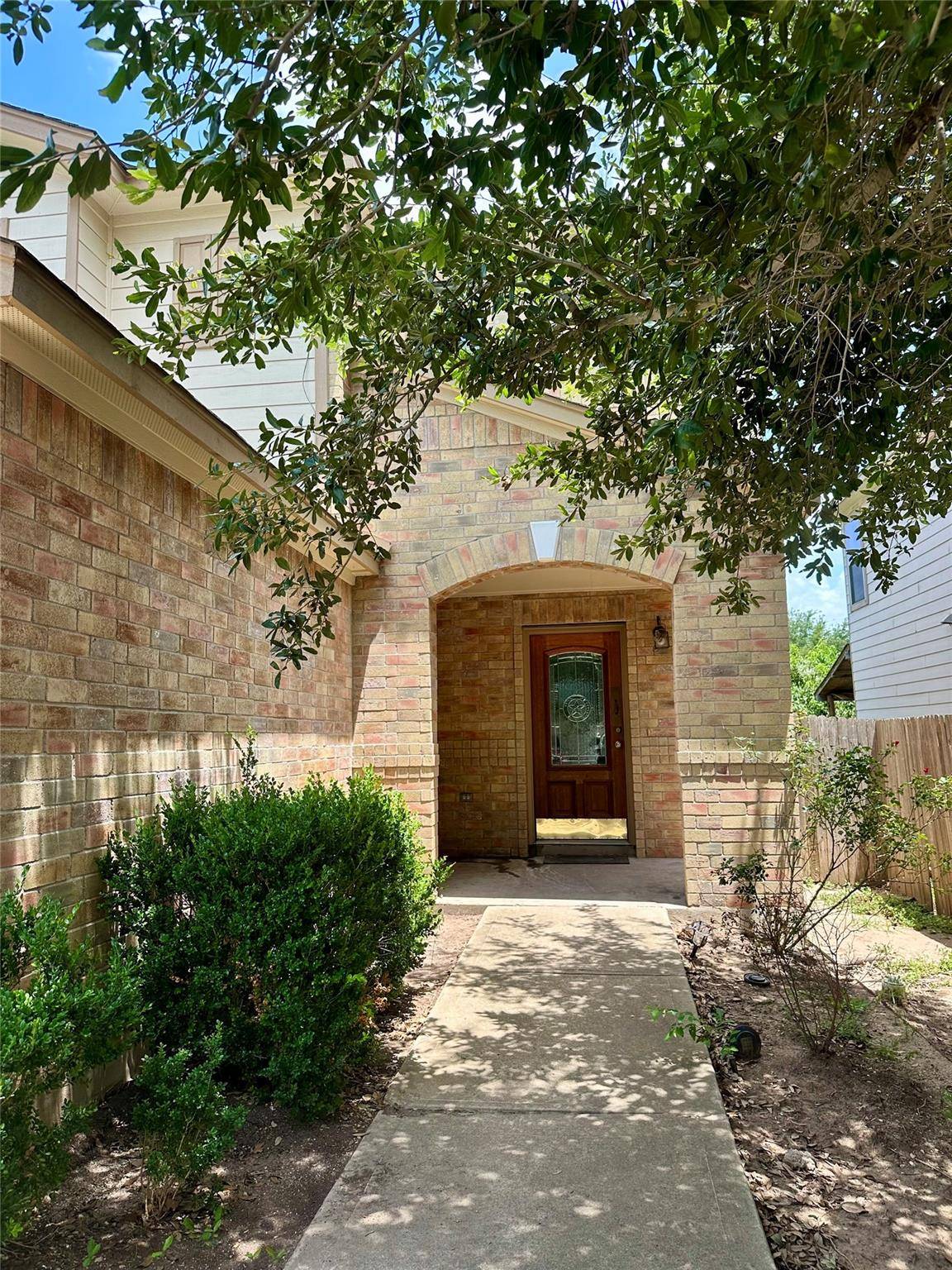 Del Valle, TX 78617,5621 Thunder Gulch DR