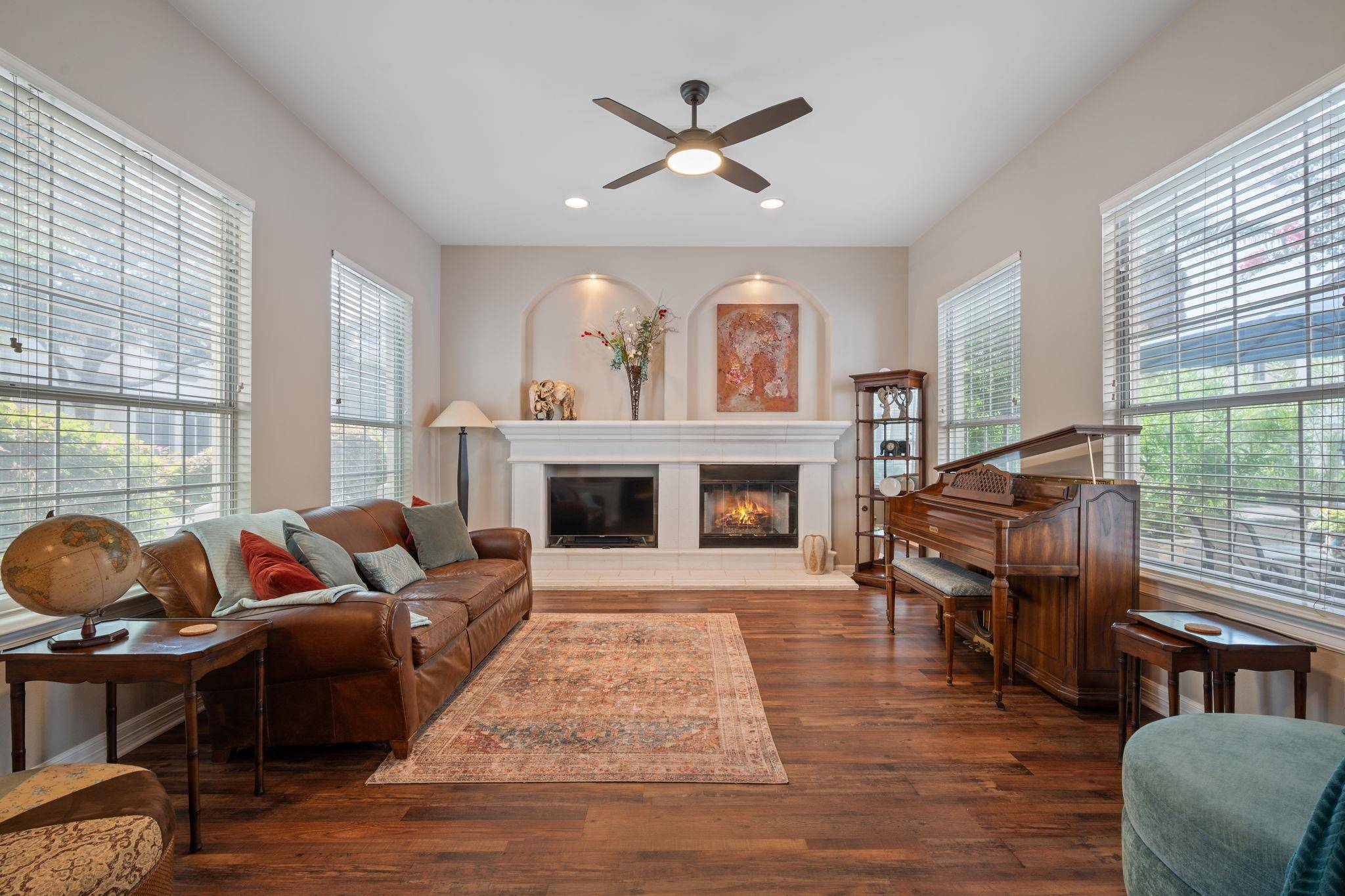 Austin, TX 78735,3816 Gaines CT