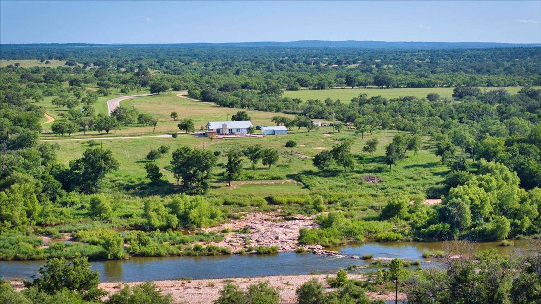 Llano, TX 78643,19811 W Ranch Road 152 RD