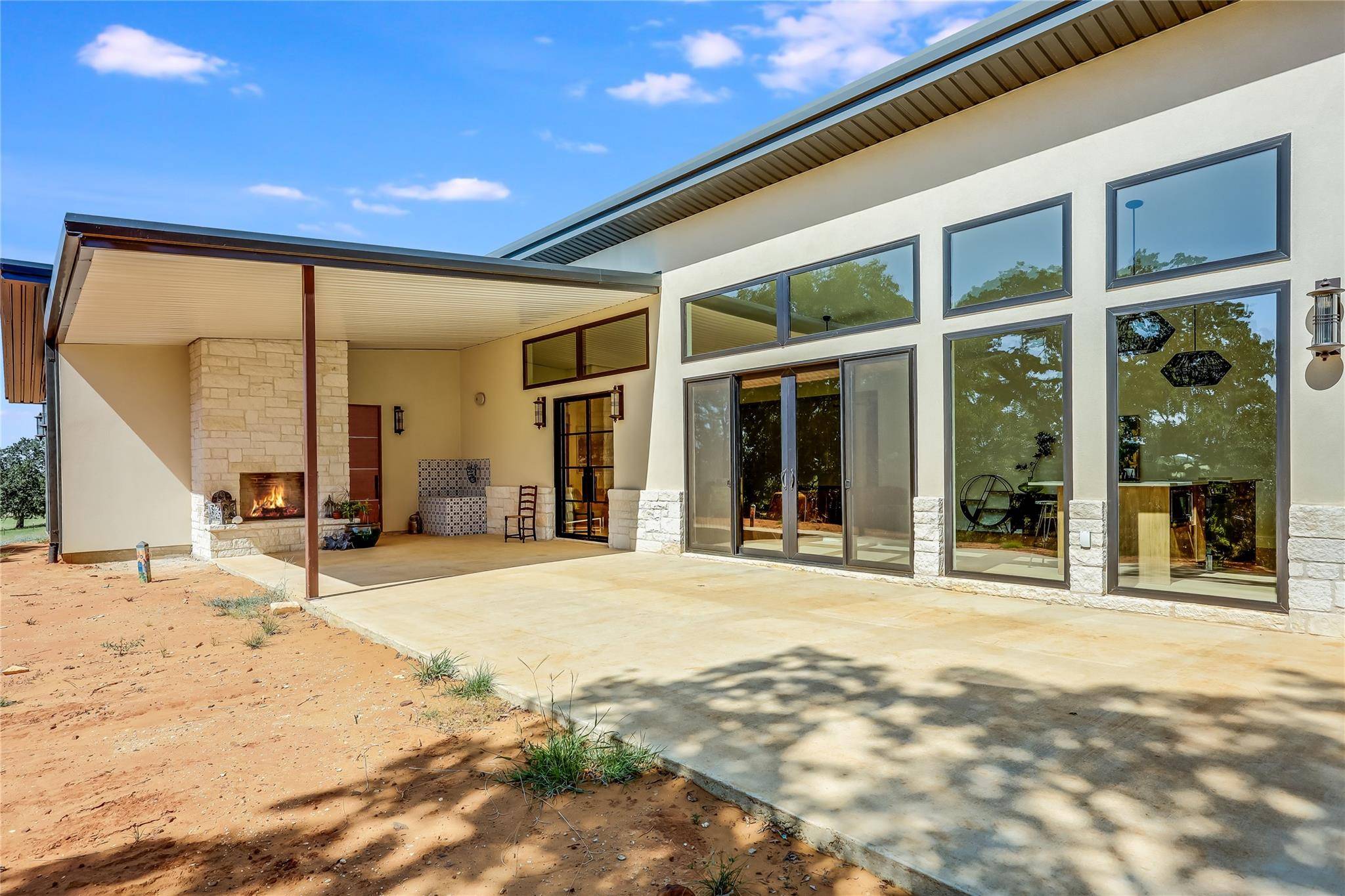 Thrall, TX 76578,2181 County Road 481