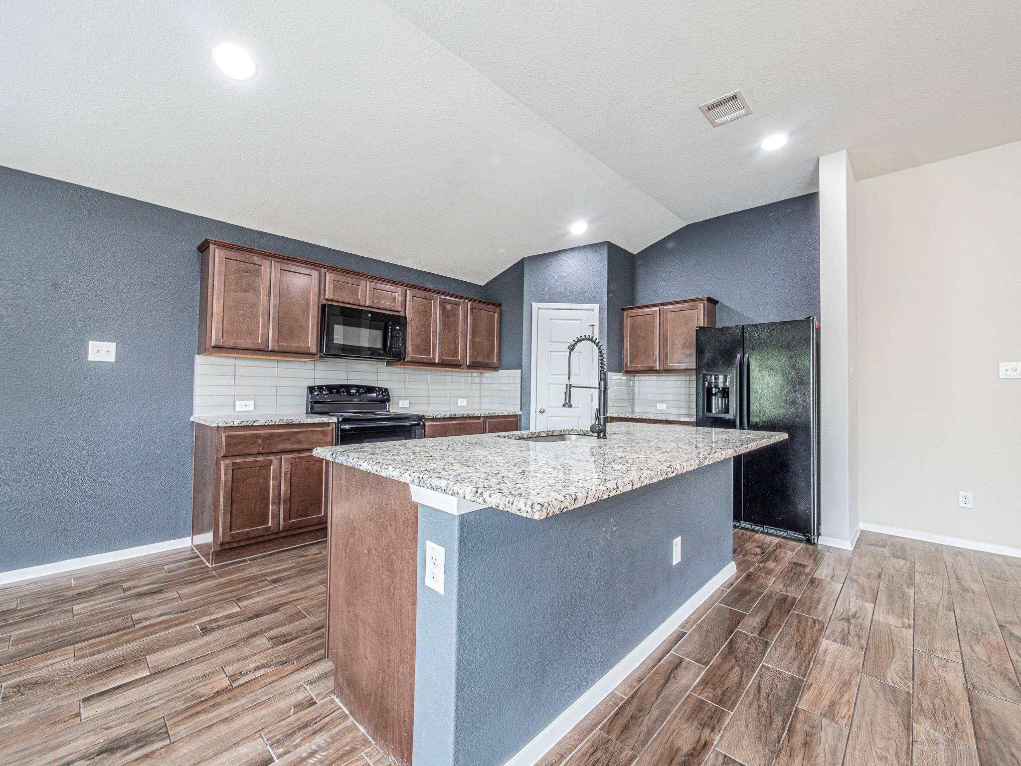 Lago Vista, TX 78645,5704 Thunderbird ST
