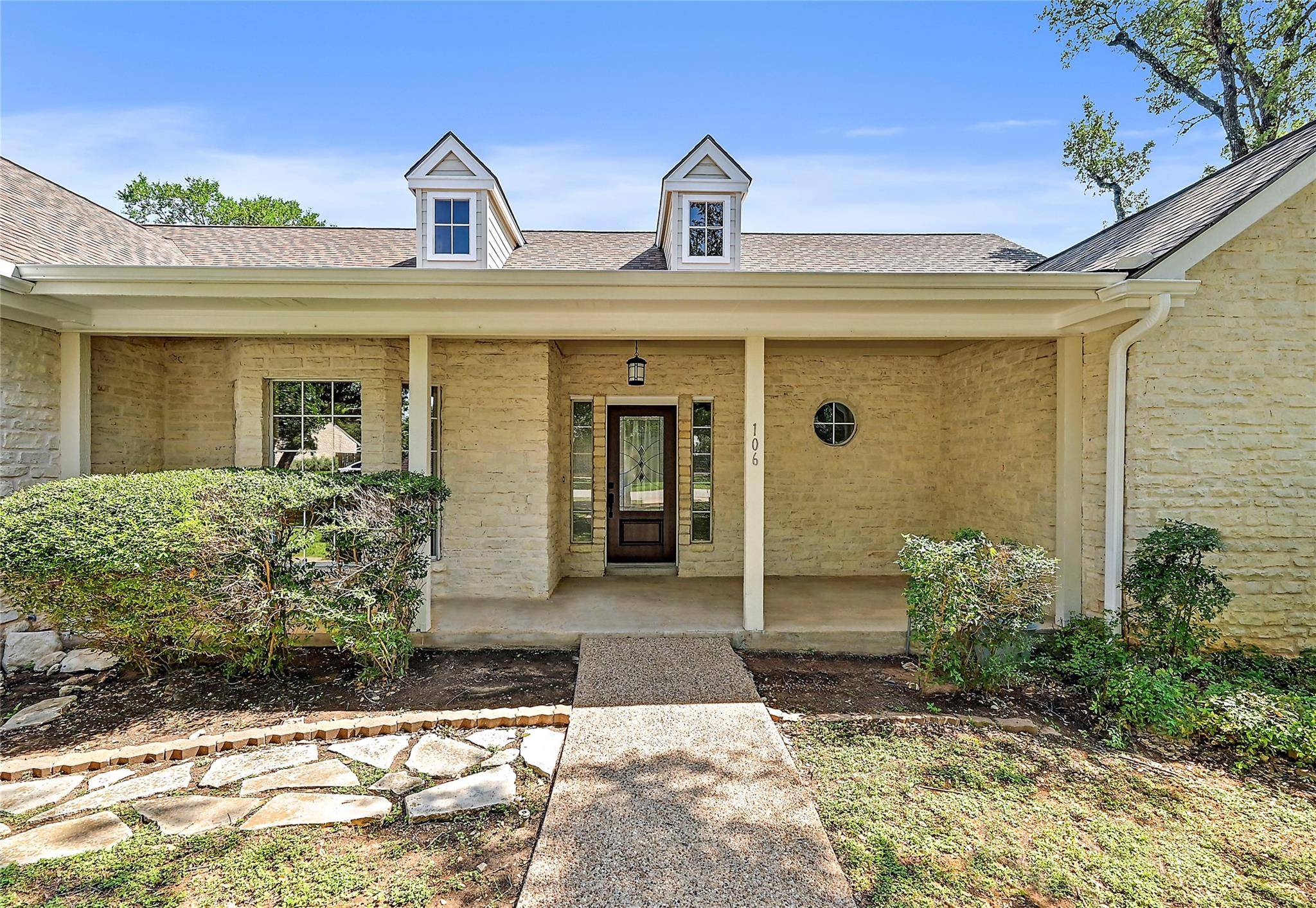 Lakeway, TX 78734,106 Los Altos DR