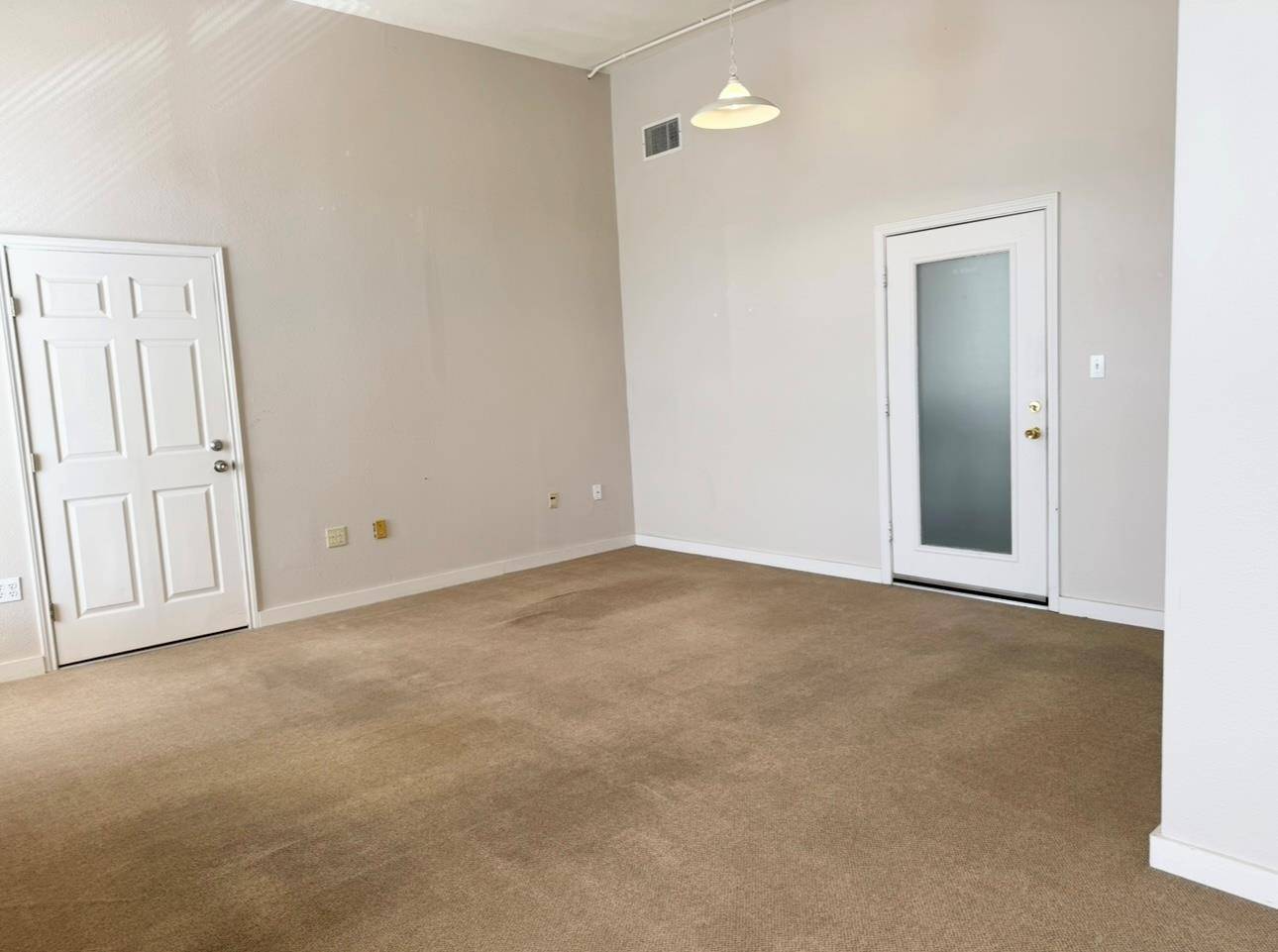Elgin, TX 78621,2 Depot SQ #B