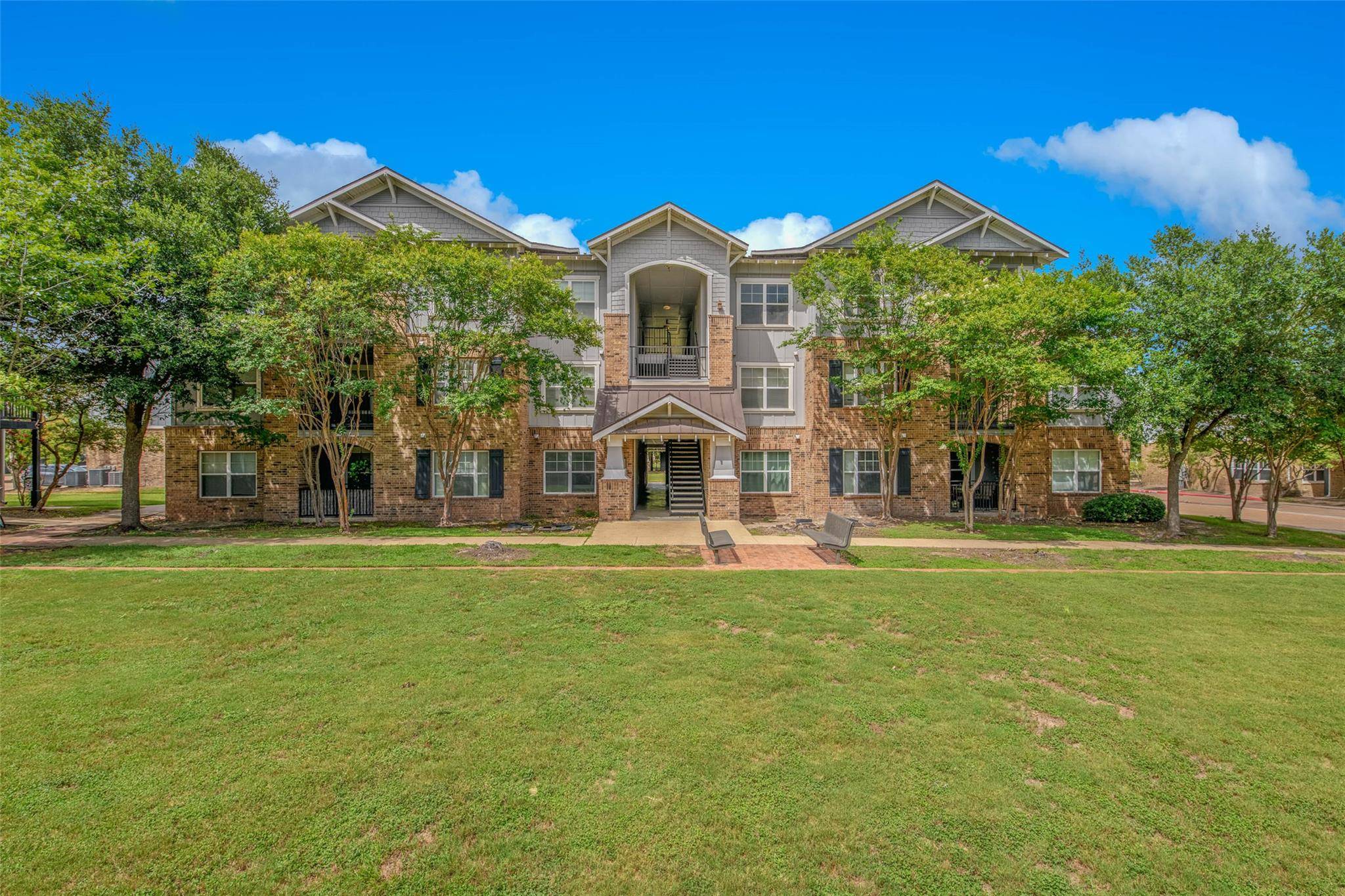 College Station, TX 77840,1725 Harvey Mitchell PKWY S #2234