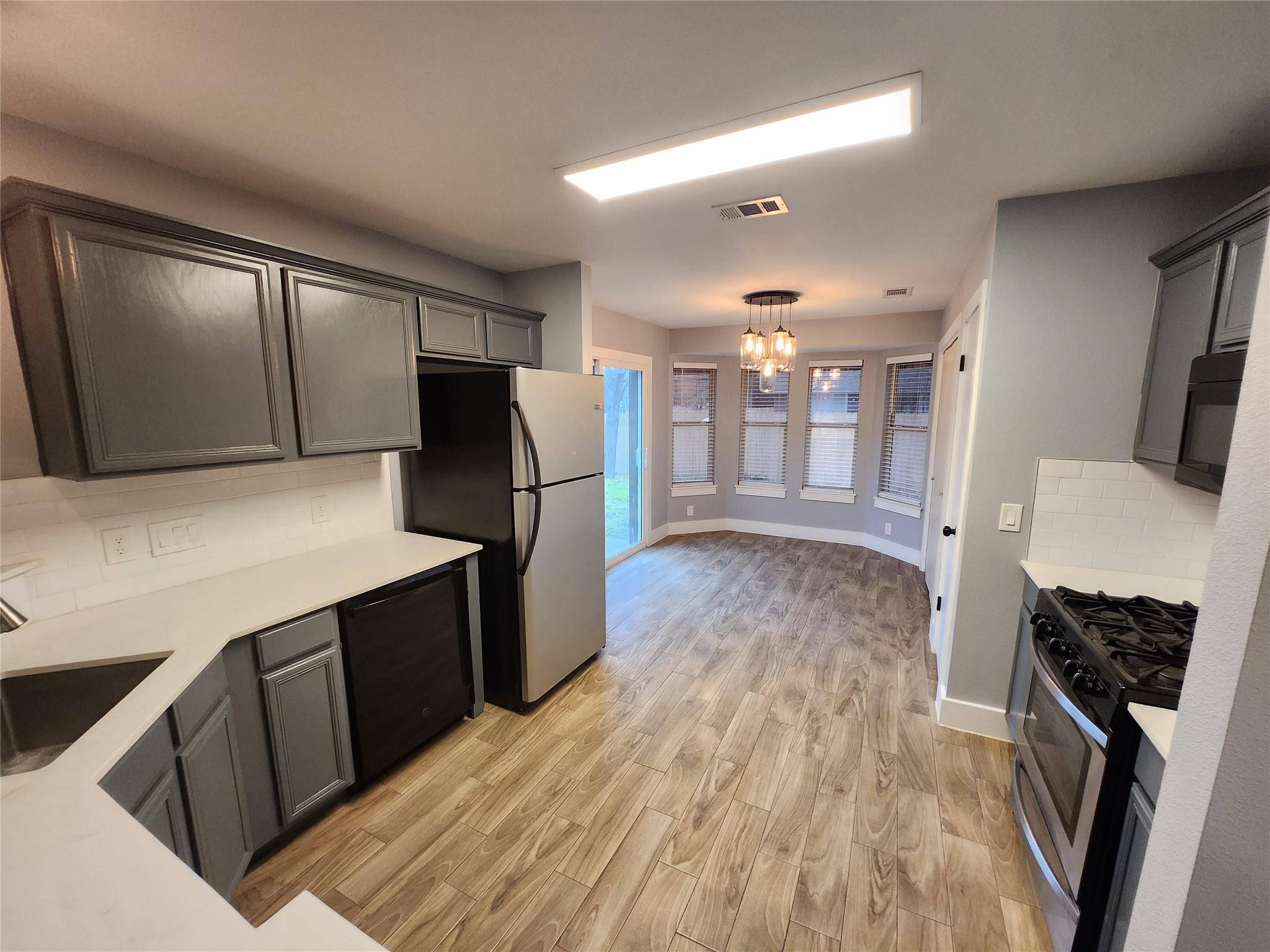 Hutto, TX 78634,201 Quail CIR