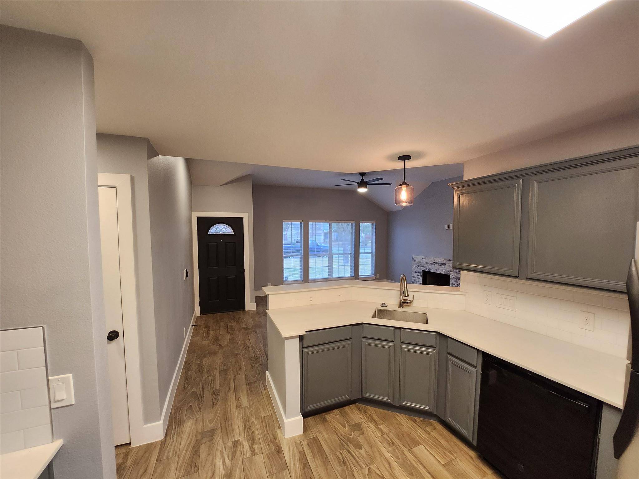 Hutto, TX 78634,201 Quail CIR