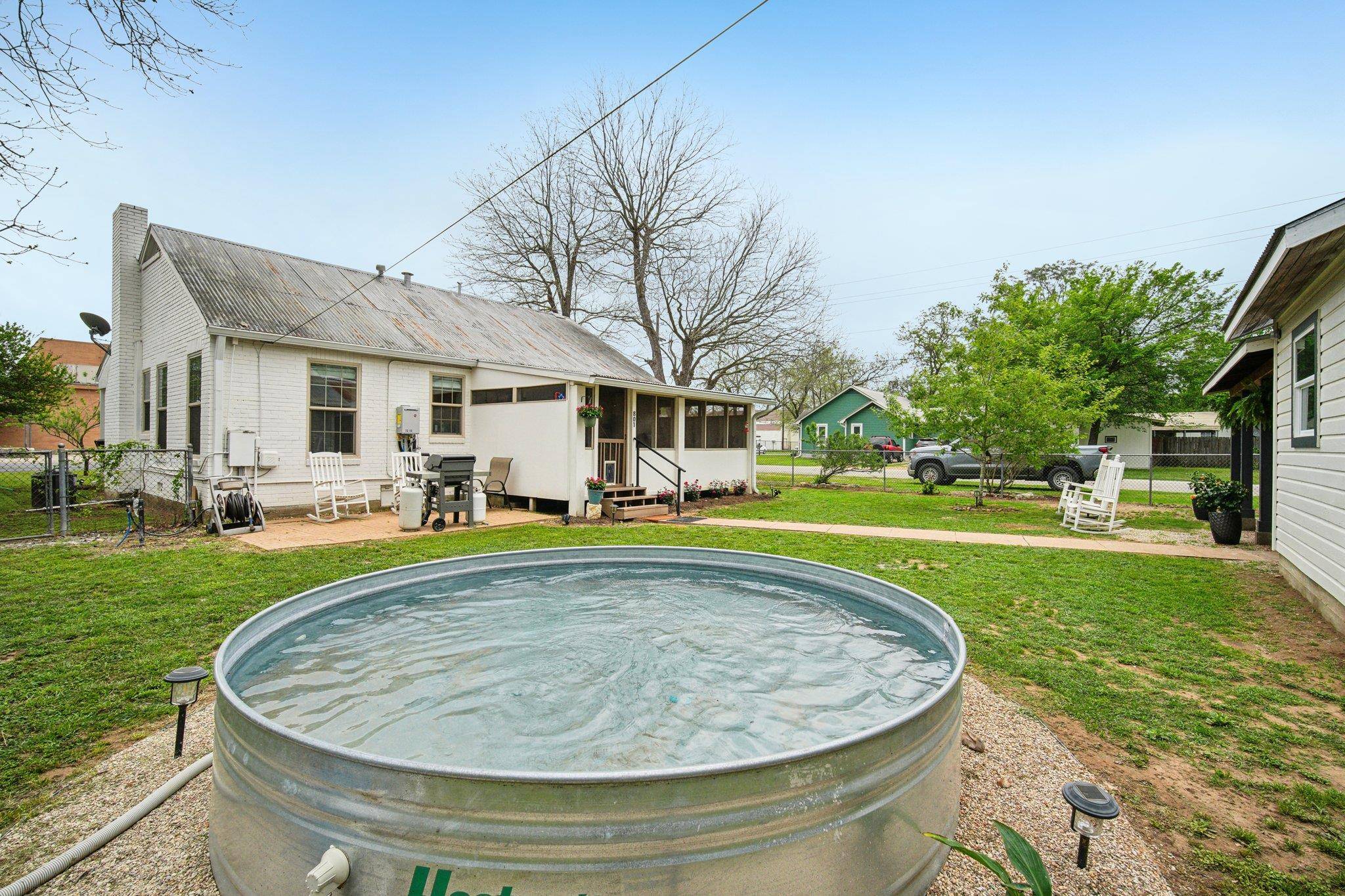 Smithville, TX 78957,801 Bishop ST