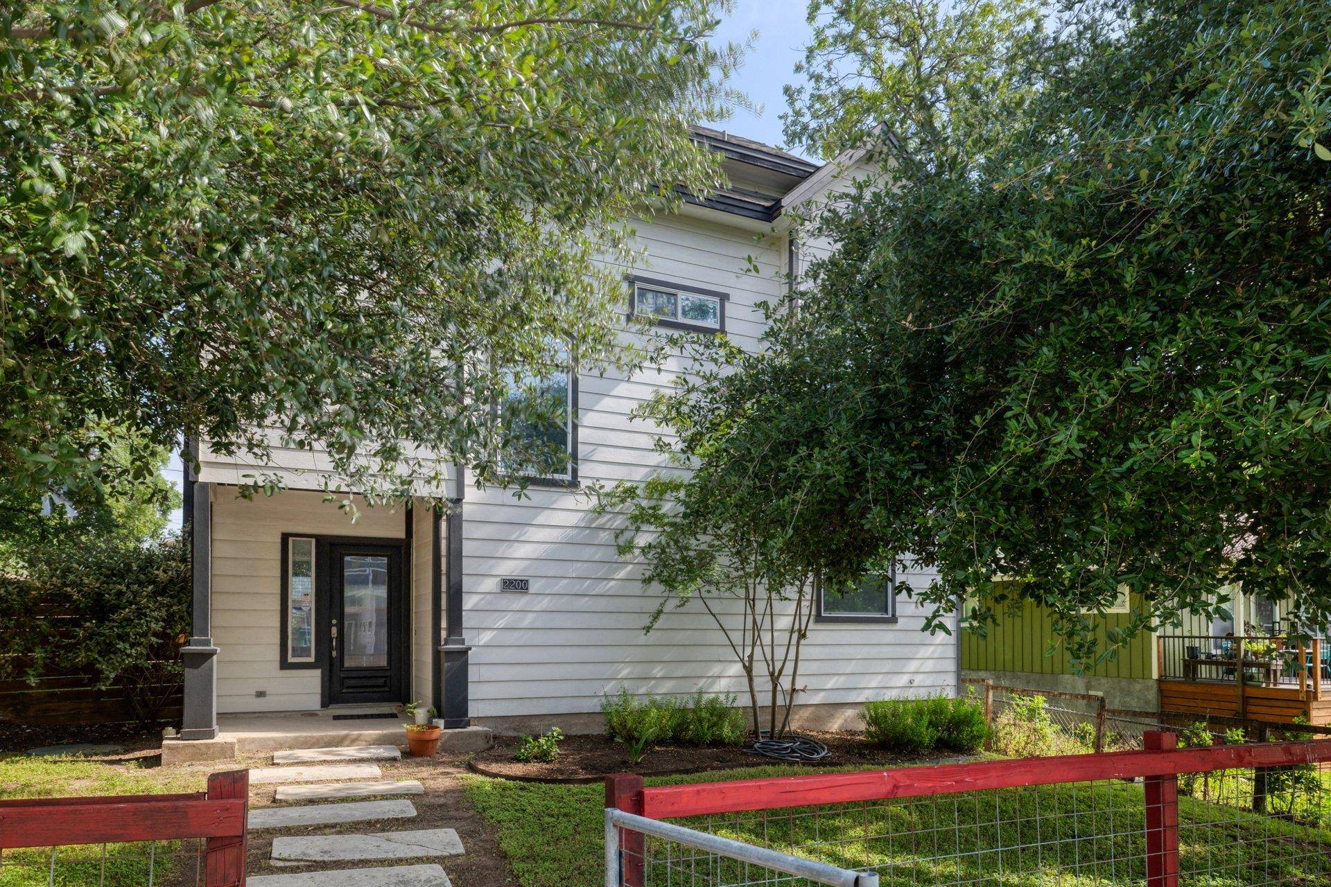 Austin, TX 78702,2200 Pennsylvania Ave