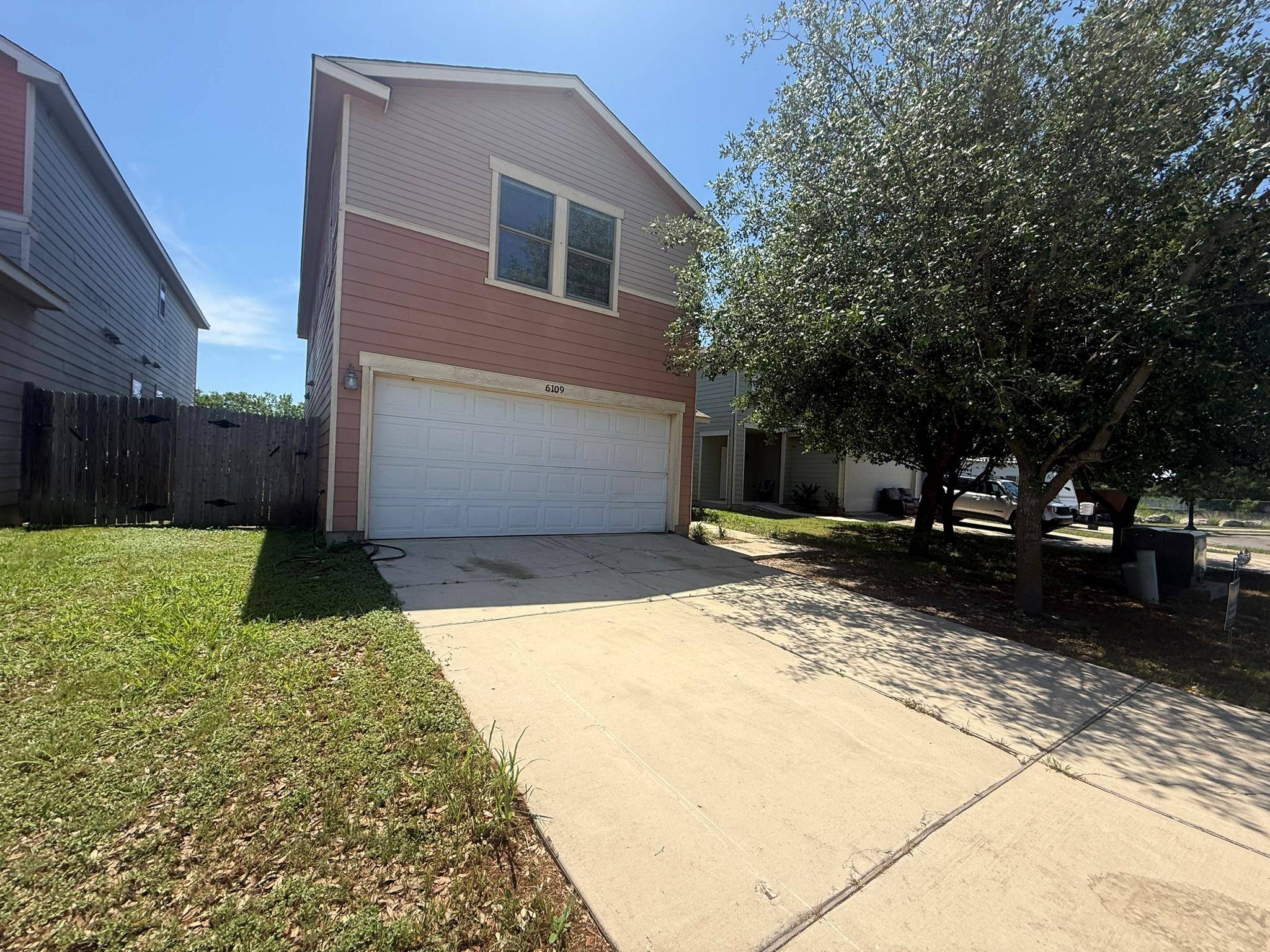 Del Valle, TX 78617,6109 Randleman DR