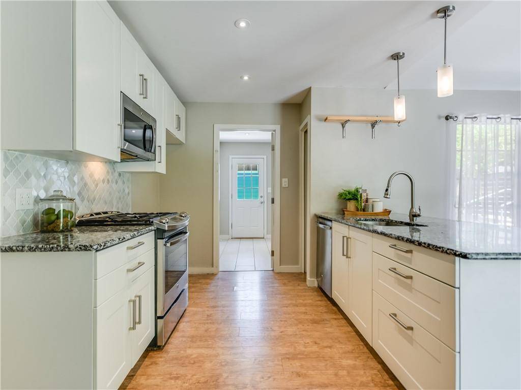 Austin, TX 78723,5213 Gladstone DR