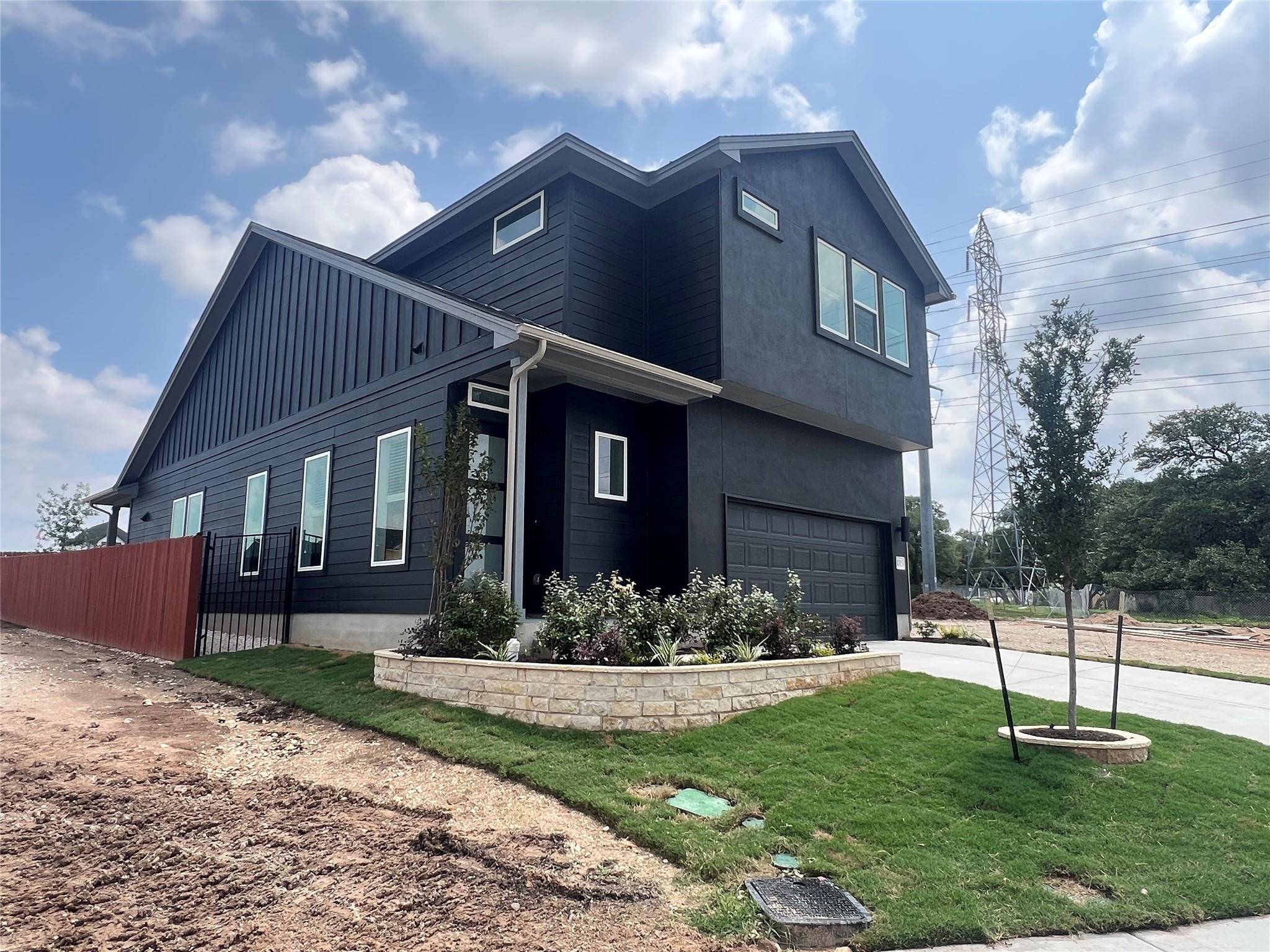 Austin, TX 78758,1703 Kit CIR