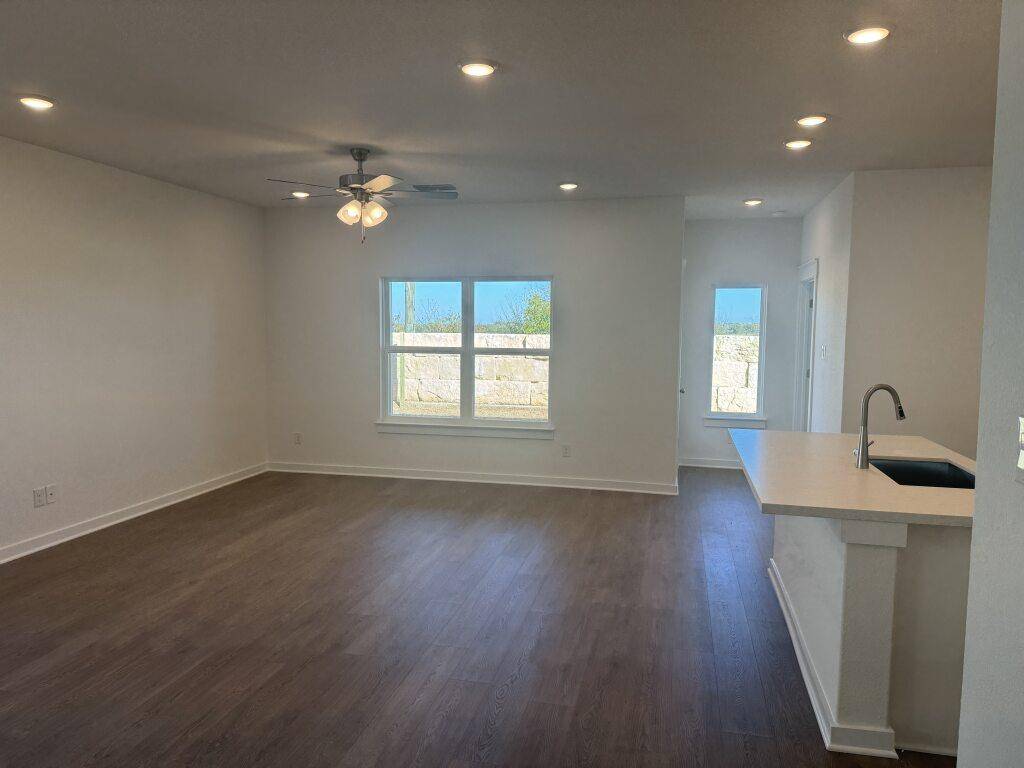 Jarrell, TX 76537,408 Quail Convey DR