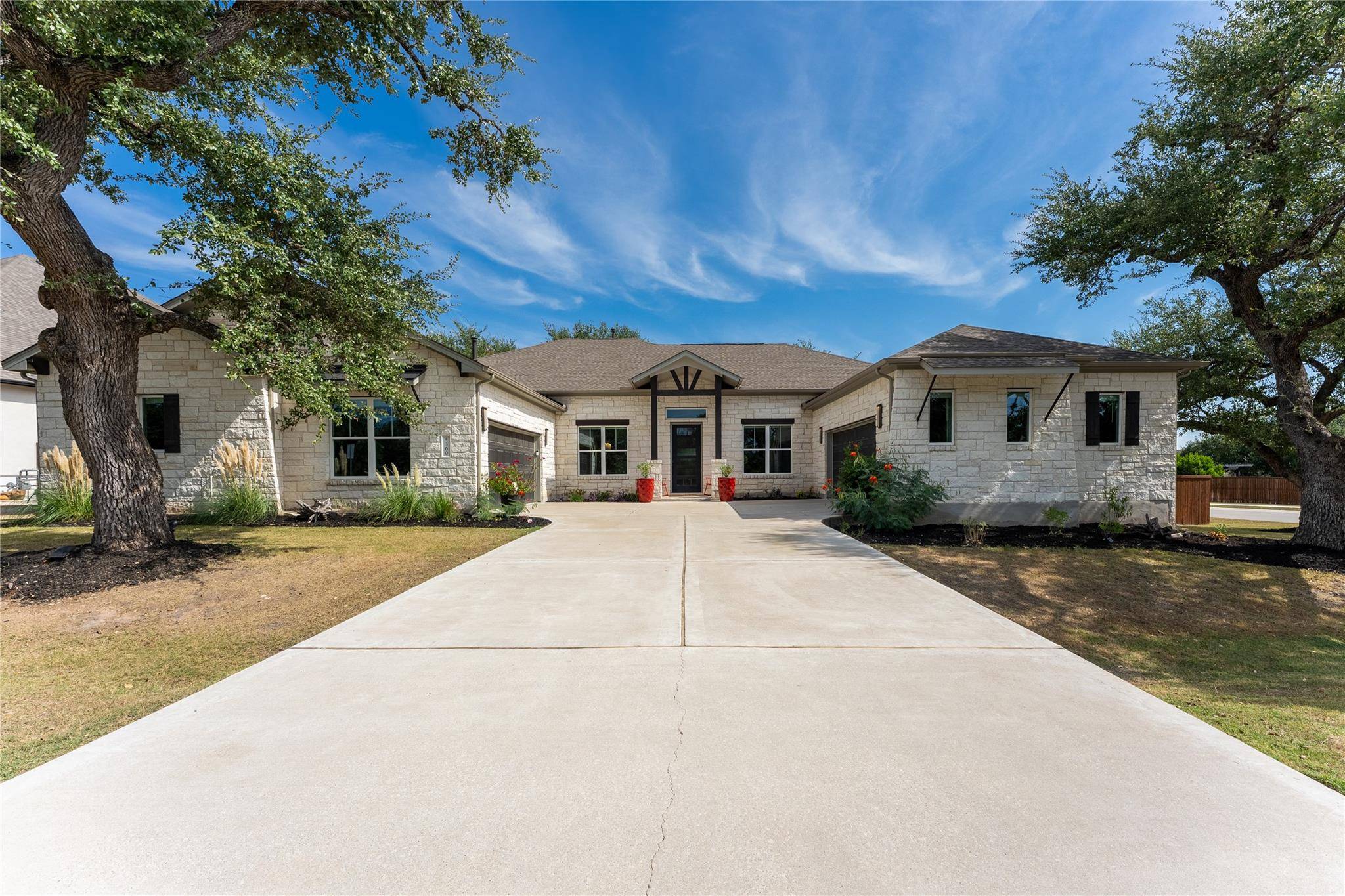 Dripping Springs, TX 78620,360 Premier Park LOOP