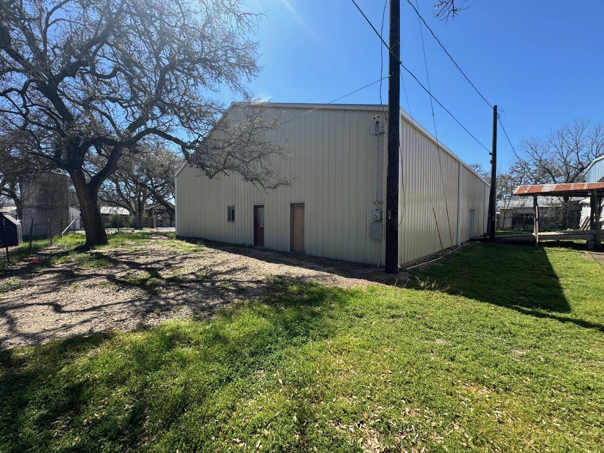 Dripping Springs, TX 78620,354 Wallace ST