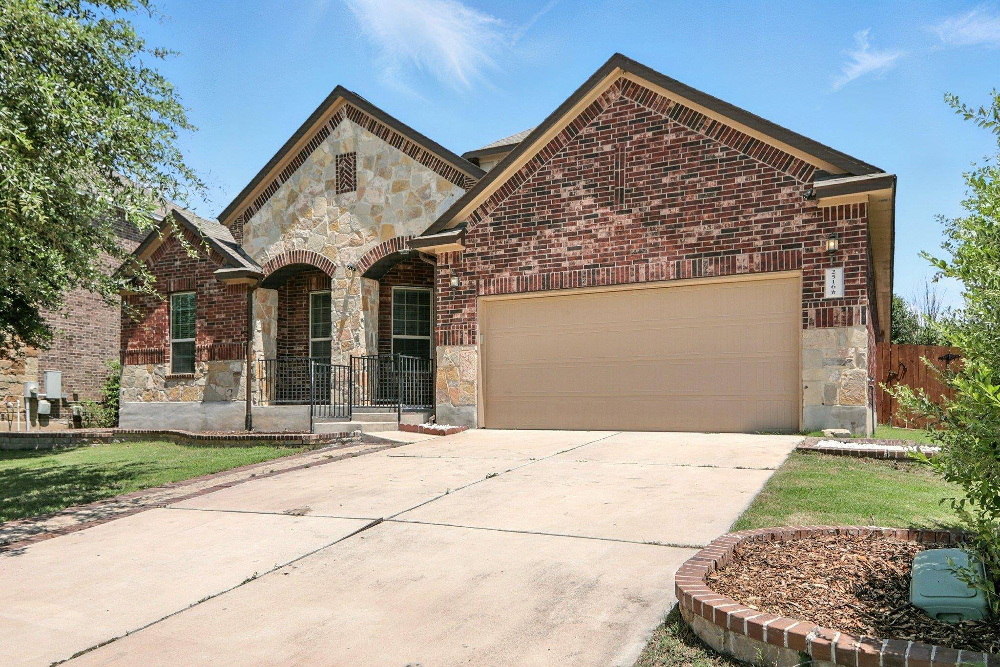 Pflugerville, TX 78660,2516 Silver Fern LN