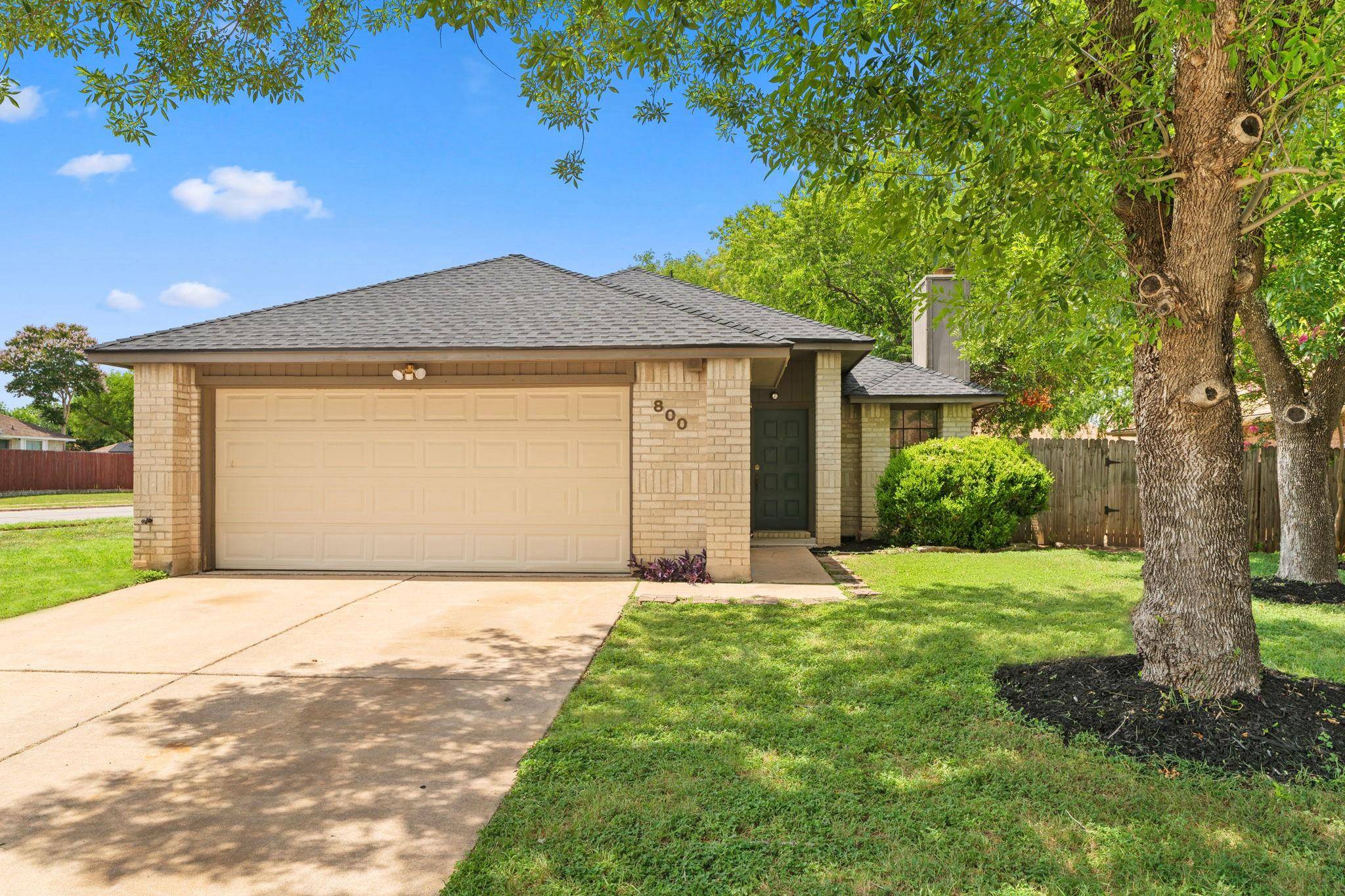 Round Rock, TX 78664,800 Saunders DR