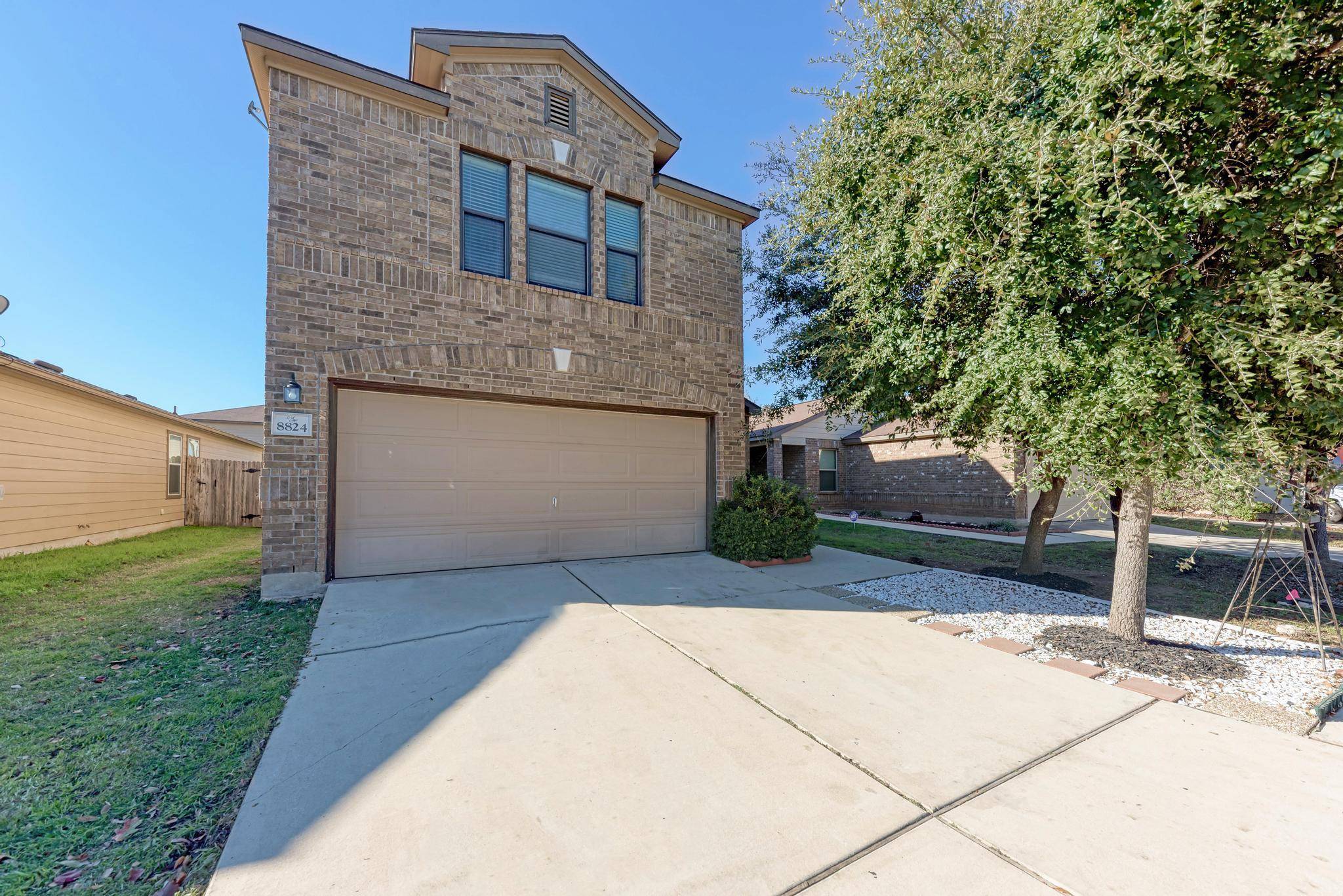 Austin, TX 78747,8824 Edmundsbury DR