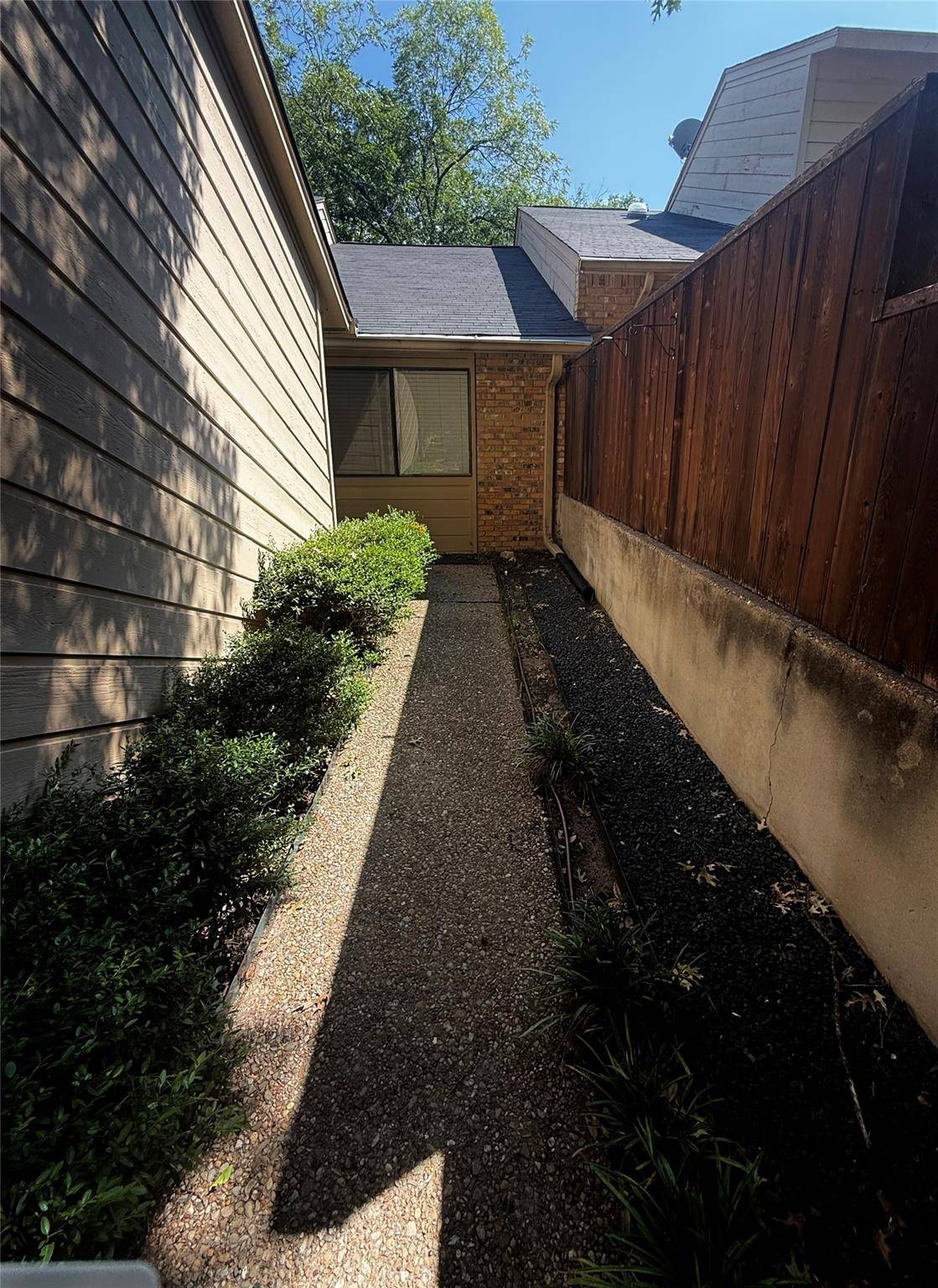 Austin, TX 78750,7211 LAKEWOOD DR #127
