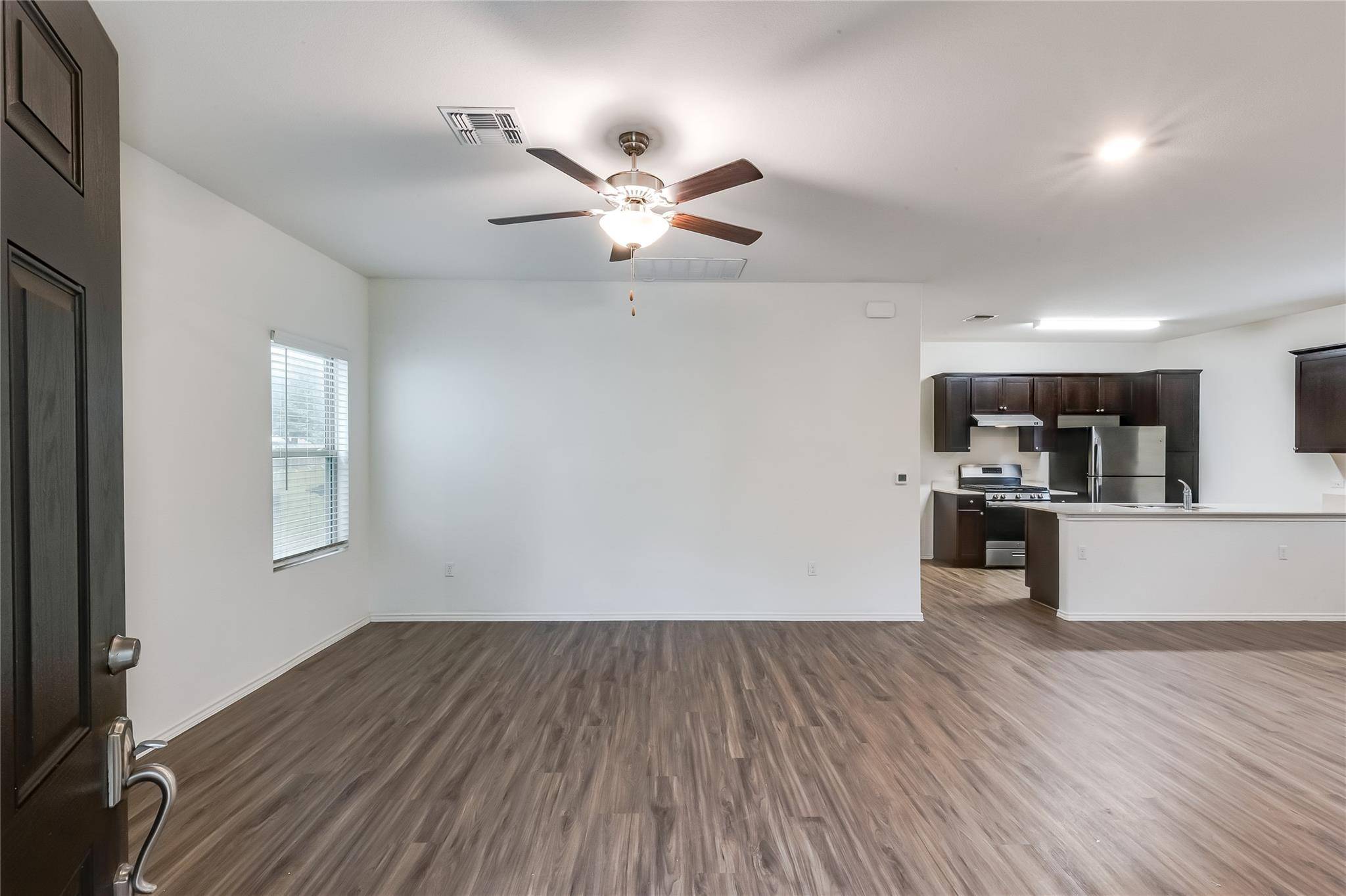 Austin, TX 78744,7209 Spirit Hill RD