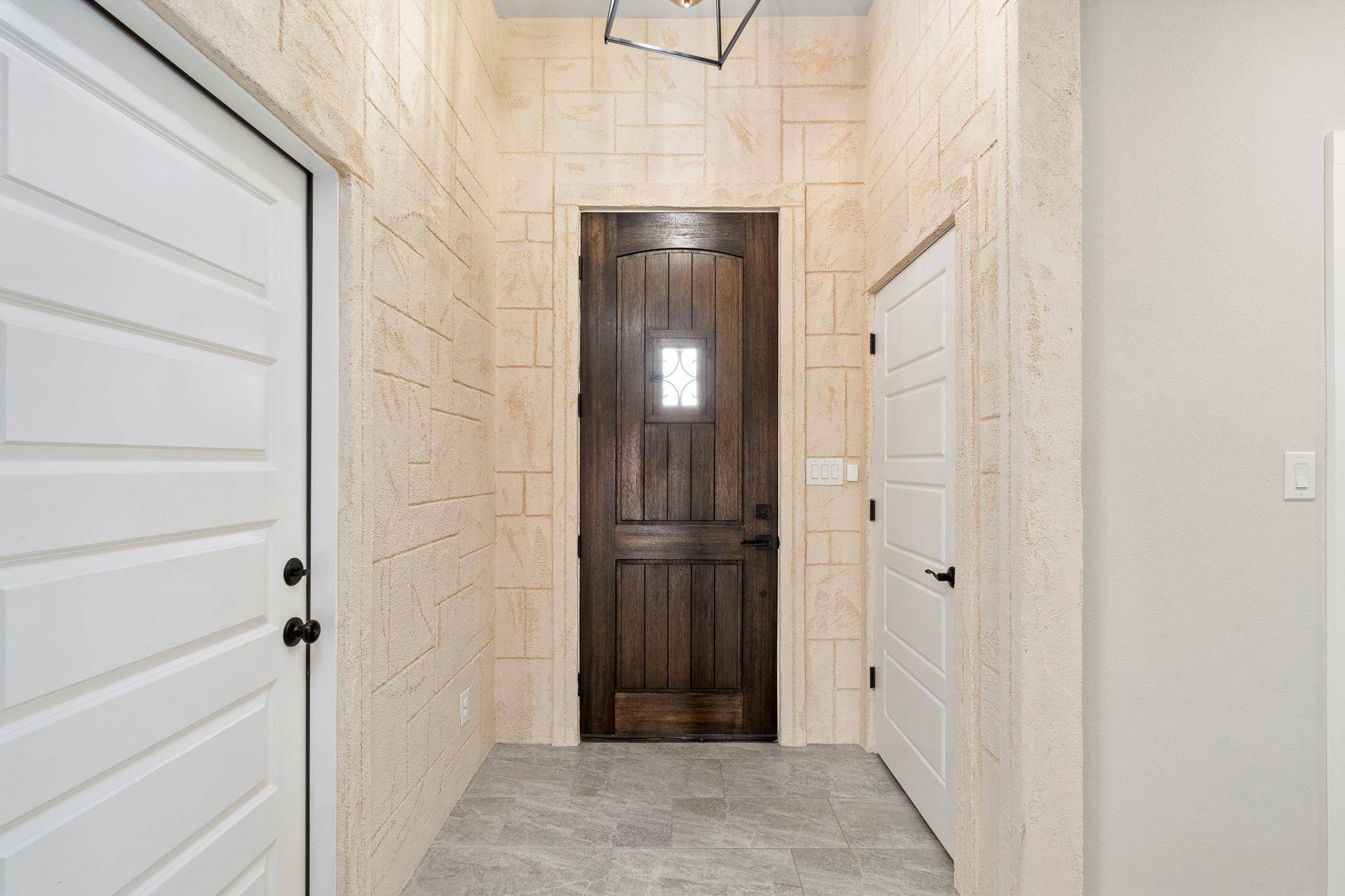 La Vernia, TX 78121,510 Lazy Oak LN