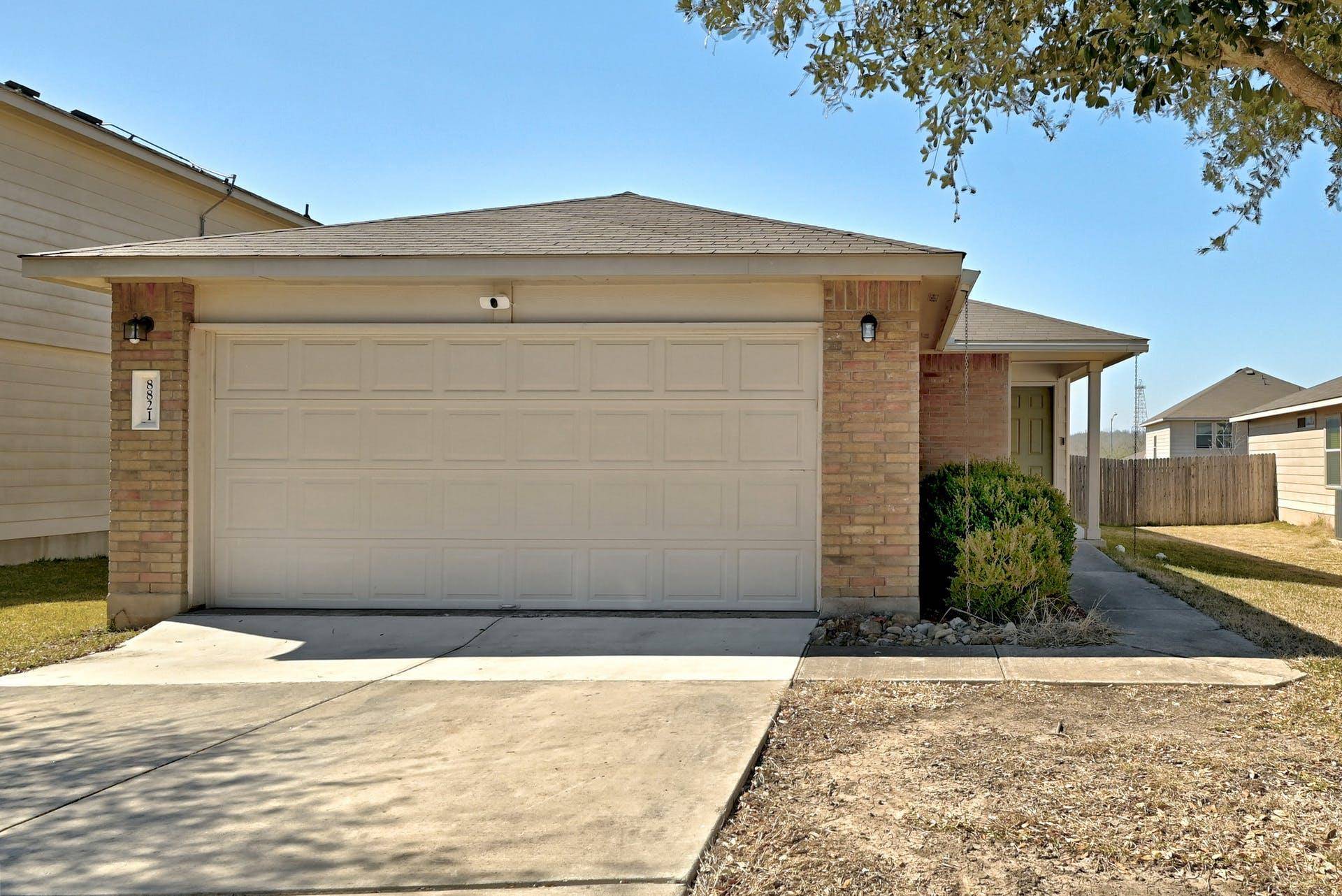 Austin, TX 78724,8821 Southwick DR