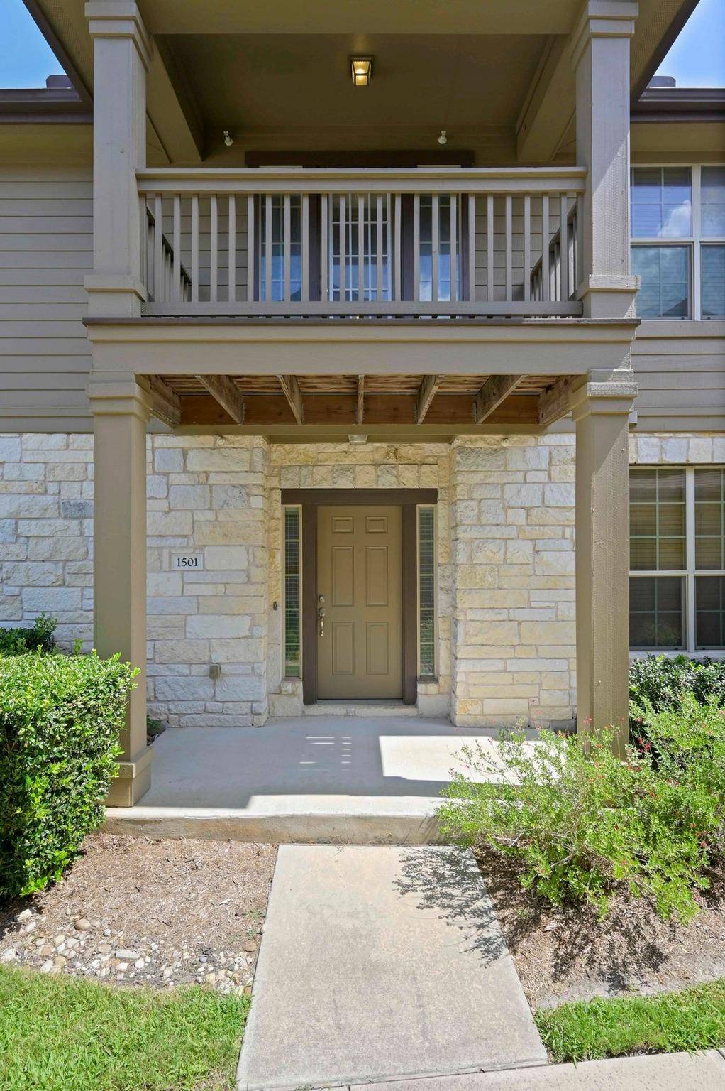 Austin, TX 78727,1310 W Parmer Ln LN #15C/1501