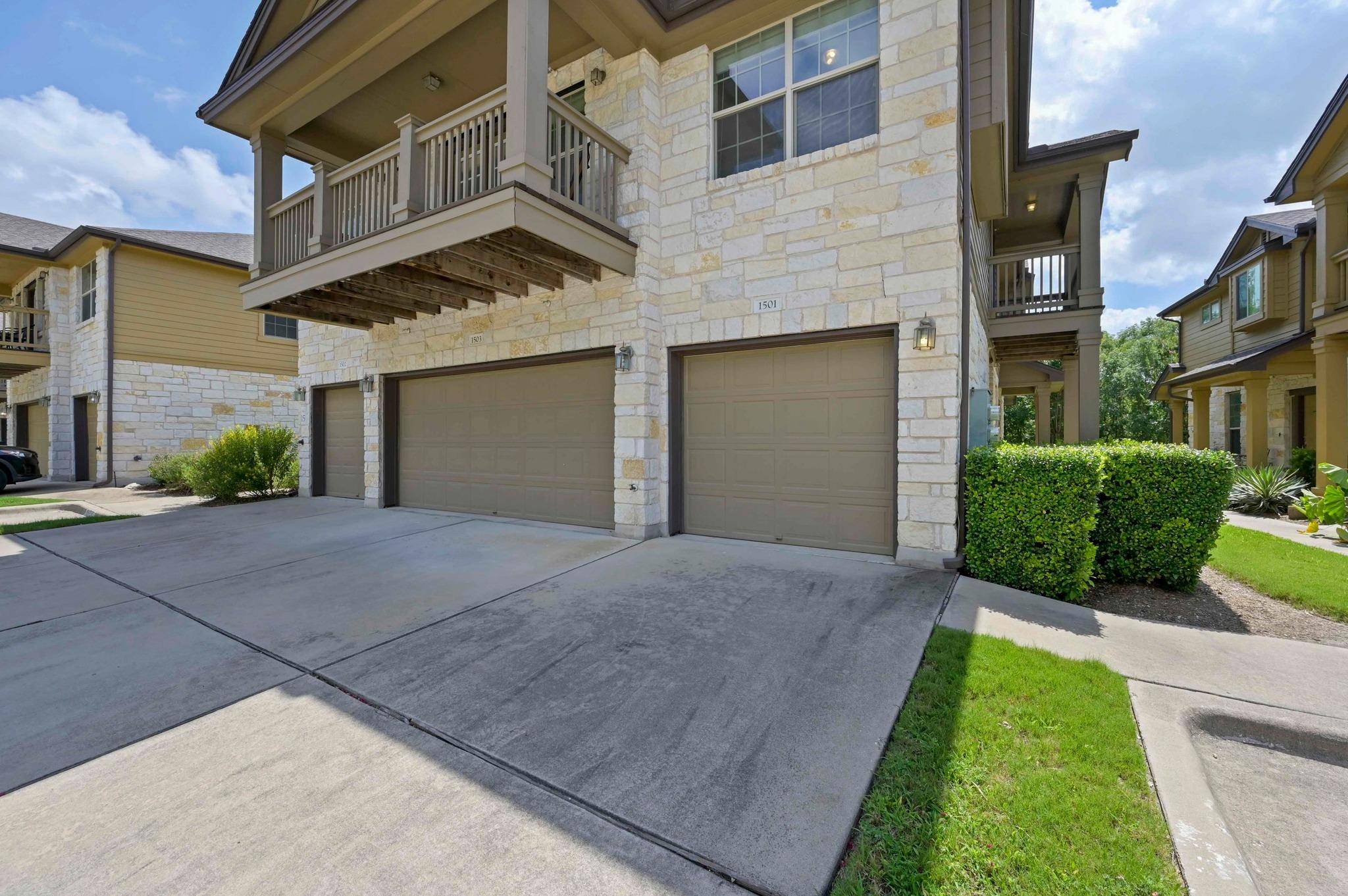 Austin, TX 78727,1310 W Parmer Ln LN #15C/1501