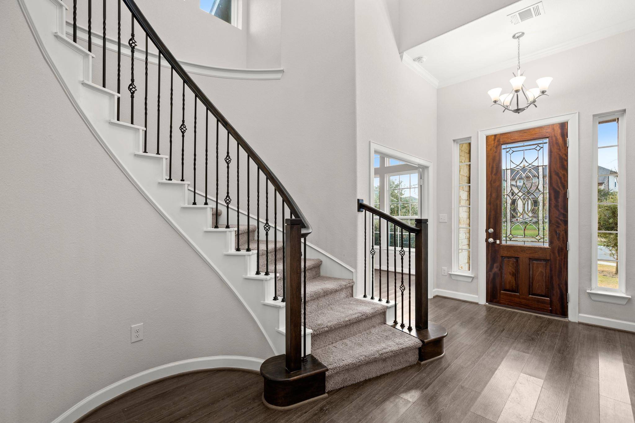 Buda, TX 78610,327 Baretta LOOP