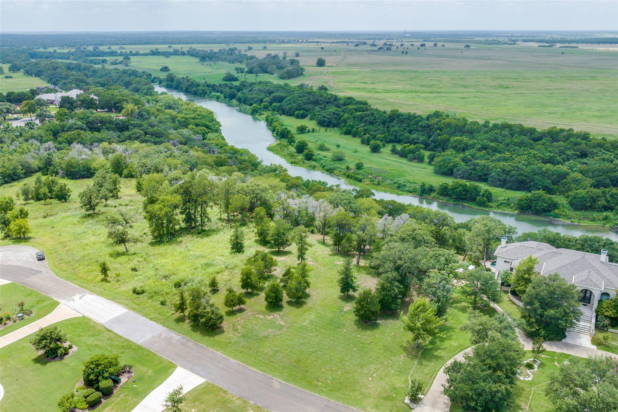 Bastrop, TX 78602,172 Riverwalk LN