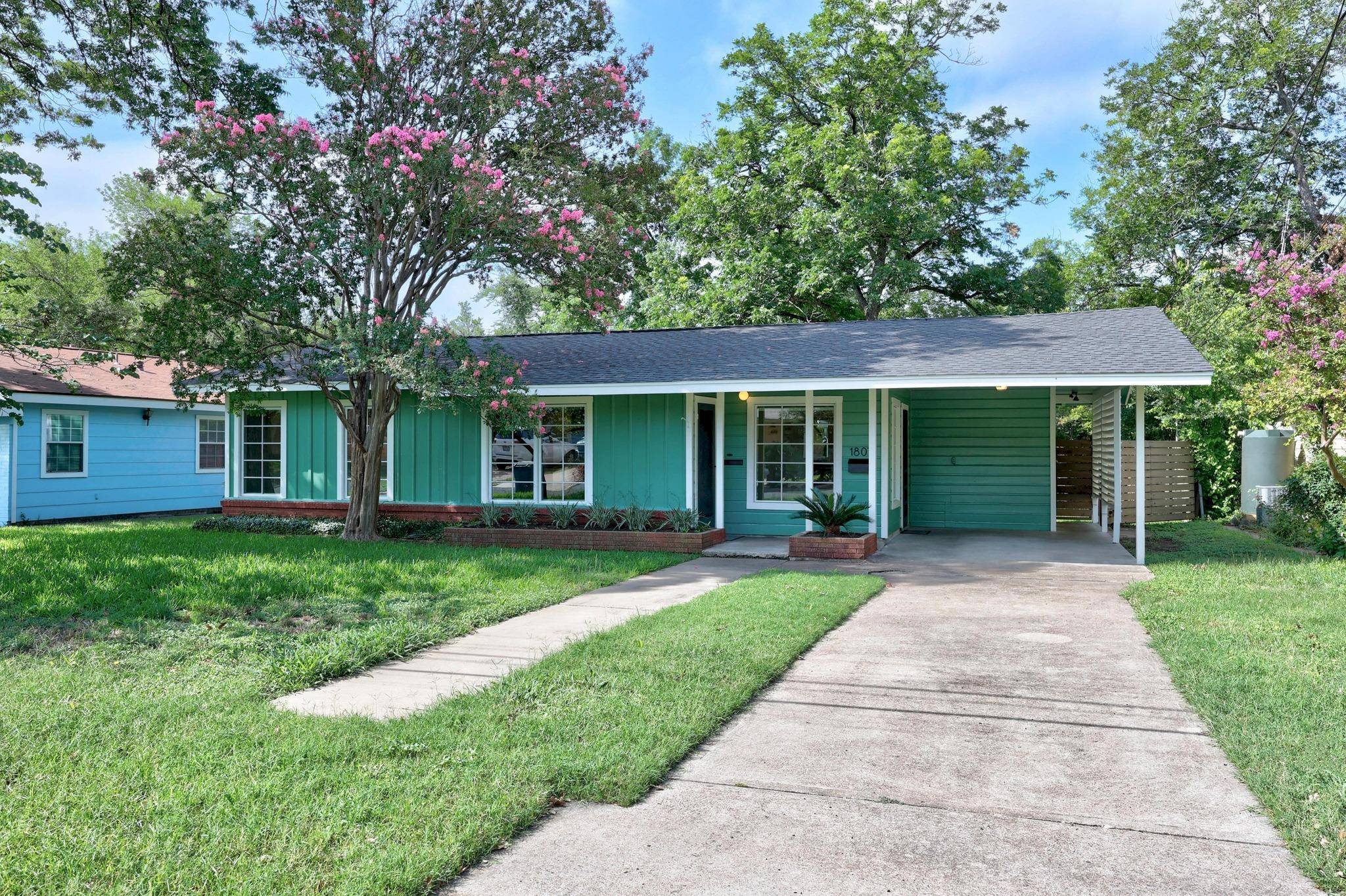 Austin, TX 78757,1807 W Saint Johns Ave