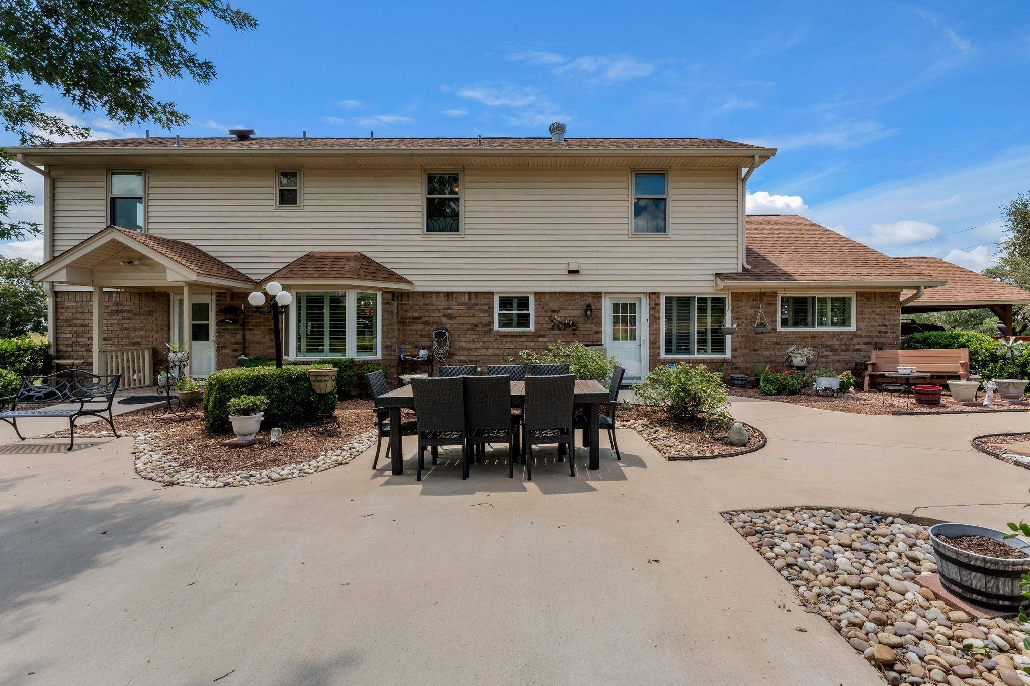 Paige, TX 78659,275 Saegert RD