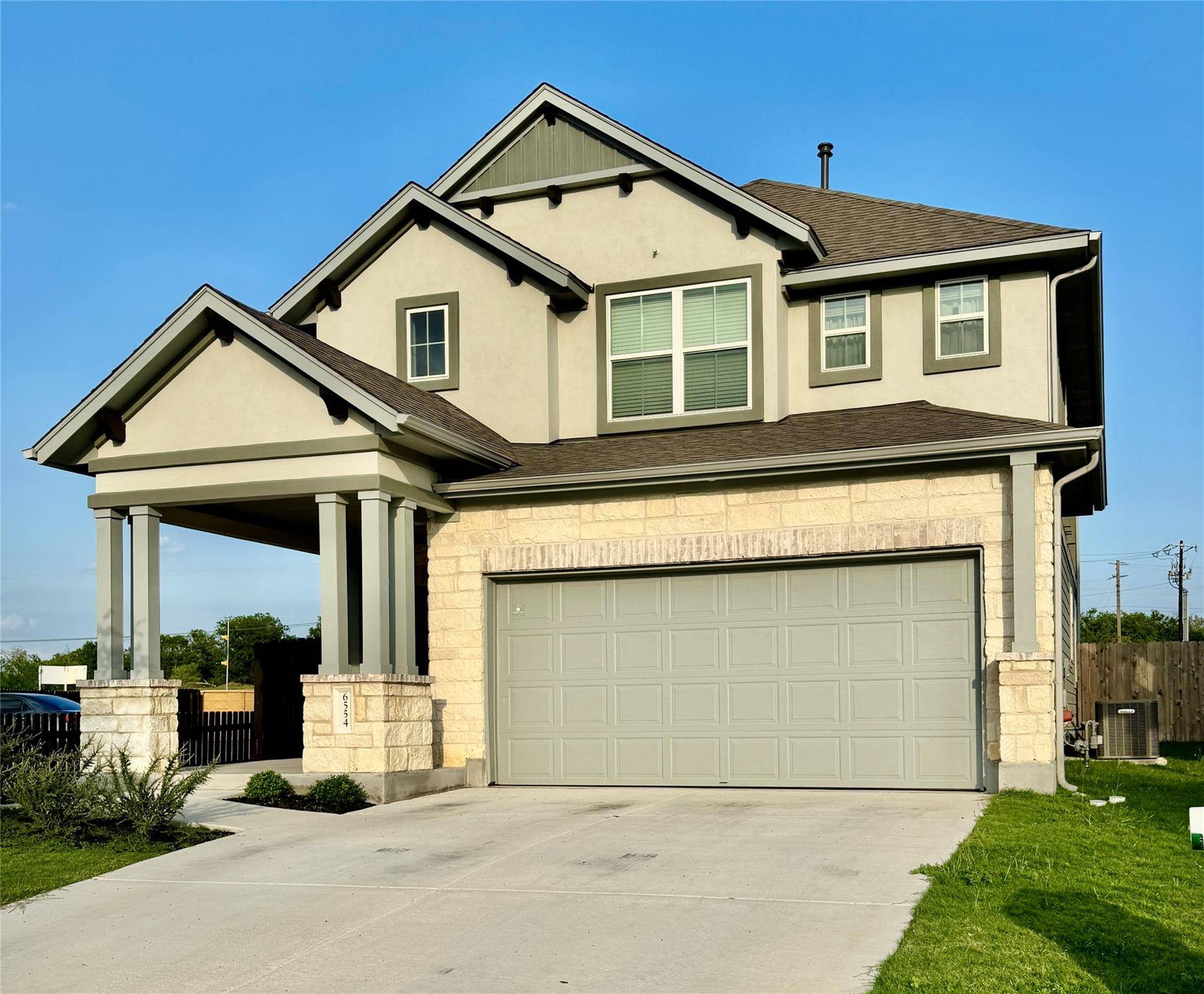 Buda, TX 78610,6554 Marsh LN