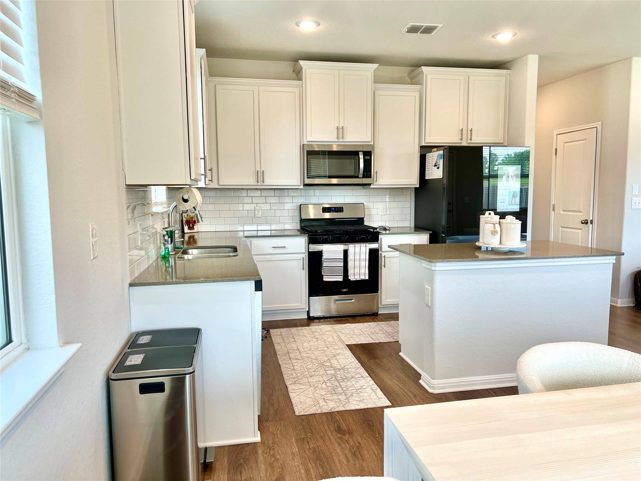Buda, TX 78610,6554 Marsh LN