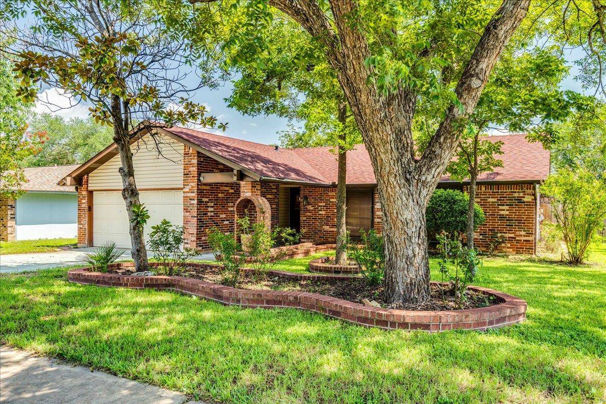 Austin, TX 78745,1433 Salem Meadow CIR